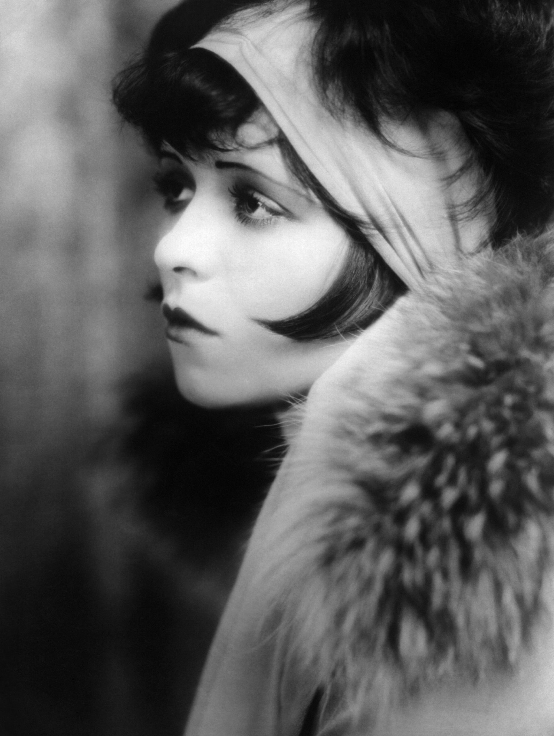 Clara Bow photo 2