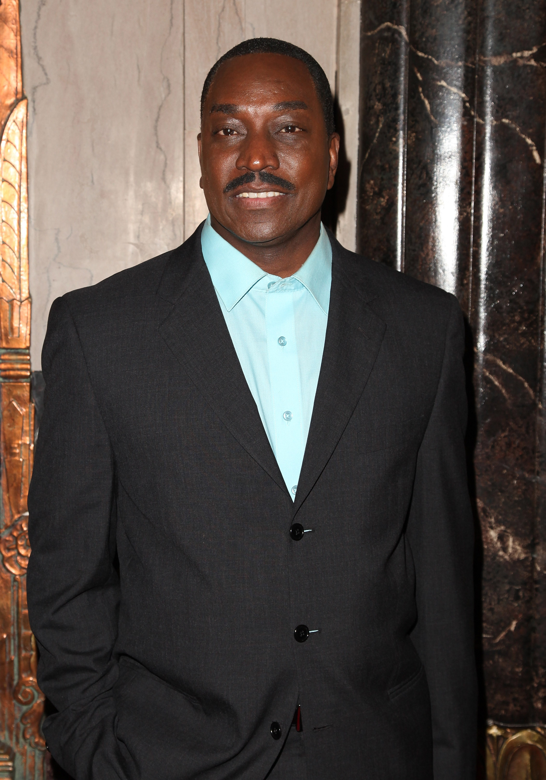 Clifton Powell photo 2