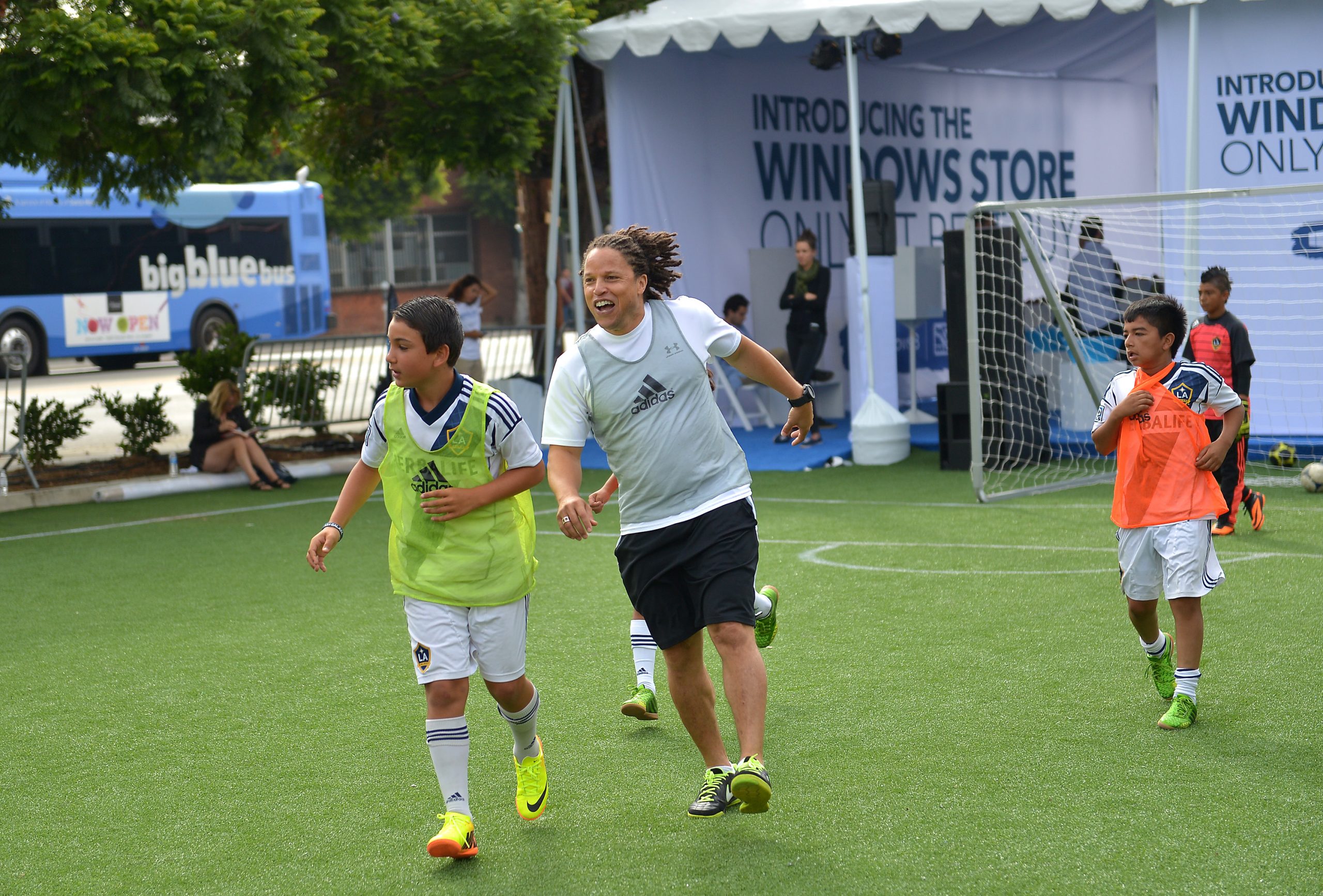 Cobi Jones photo 3