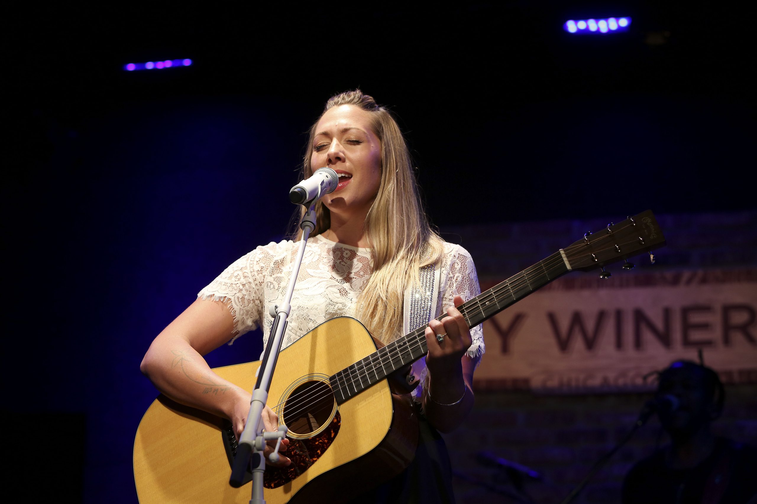 Colbie Caillat photo 2