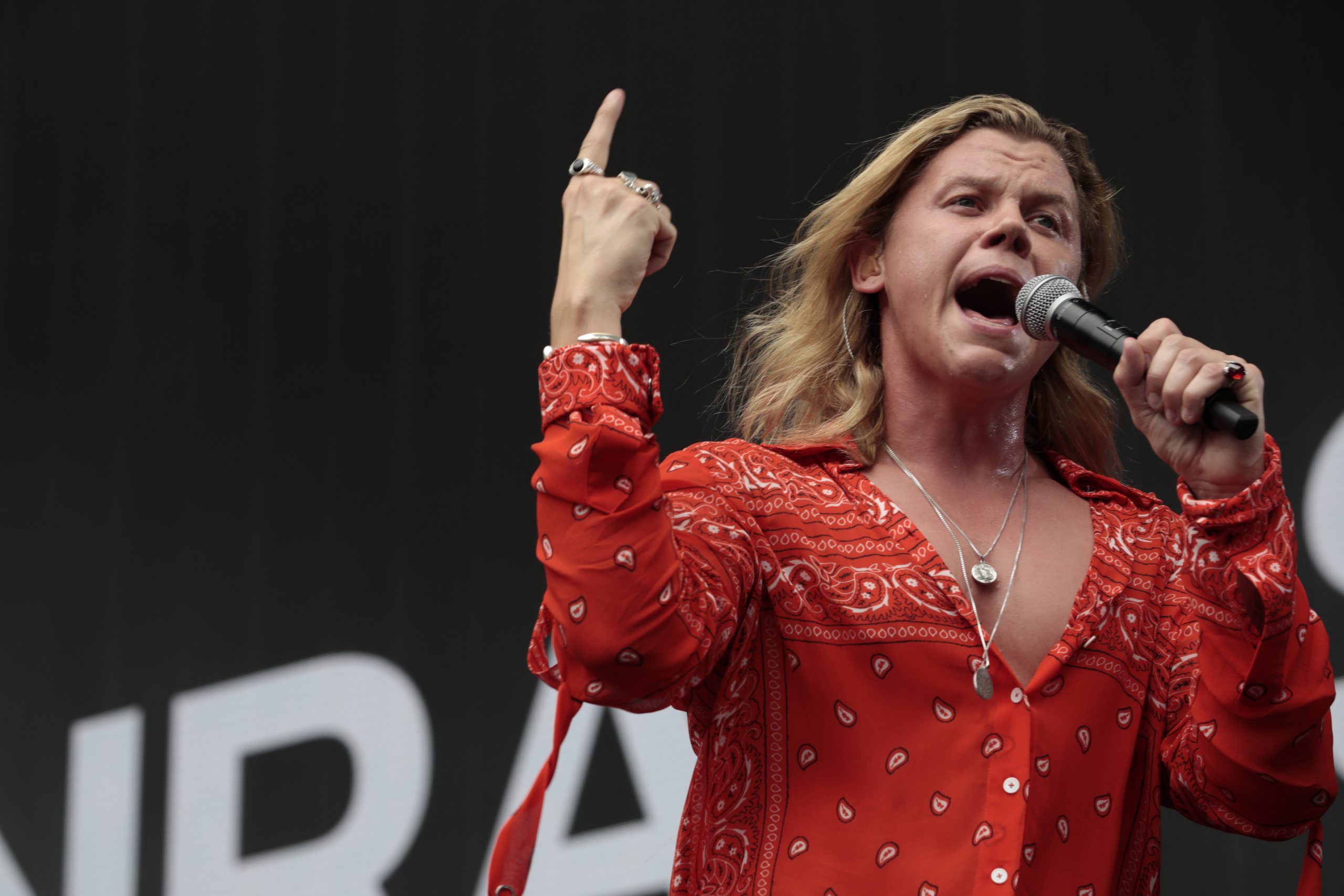 Conrad Sewell photo