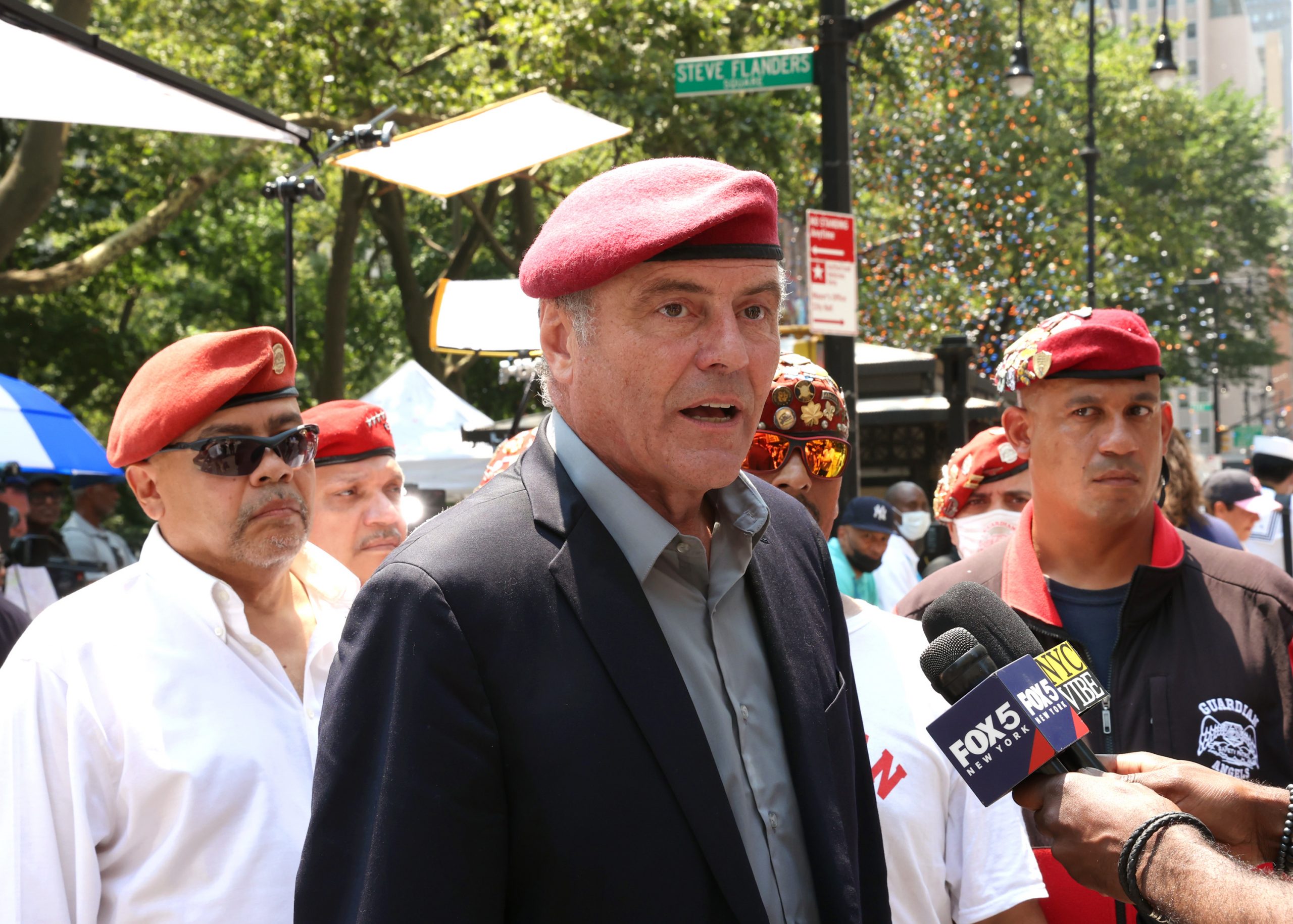 Curtis Sliwa photo