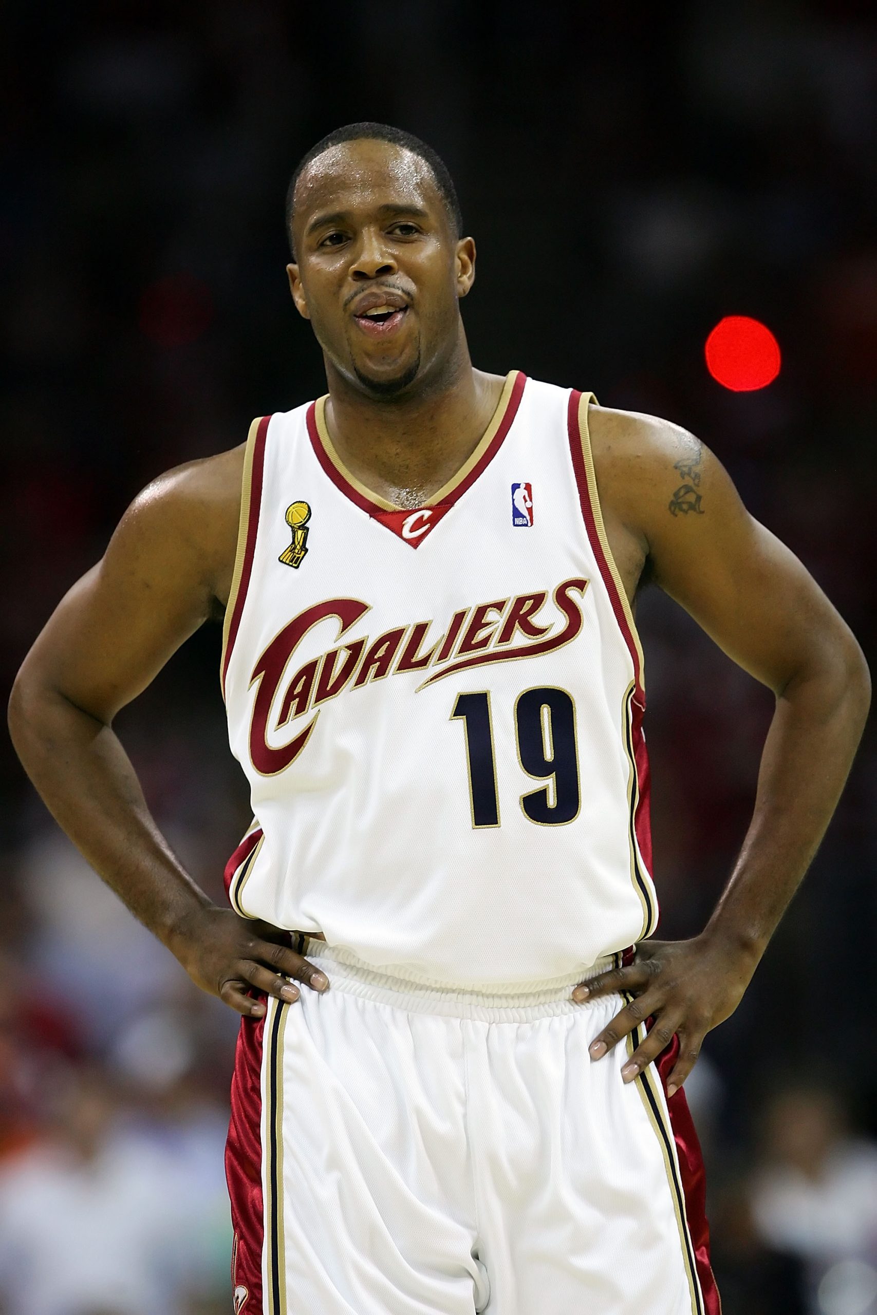 Damon Jones photo 3