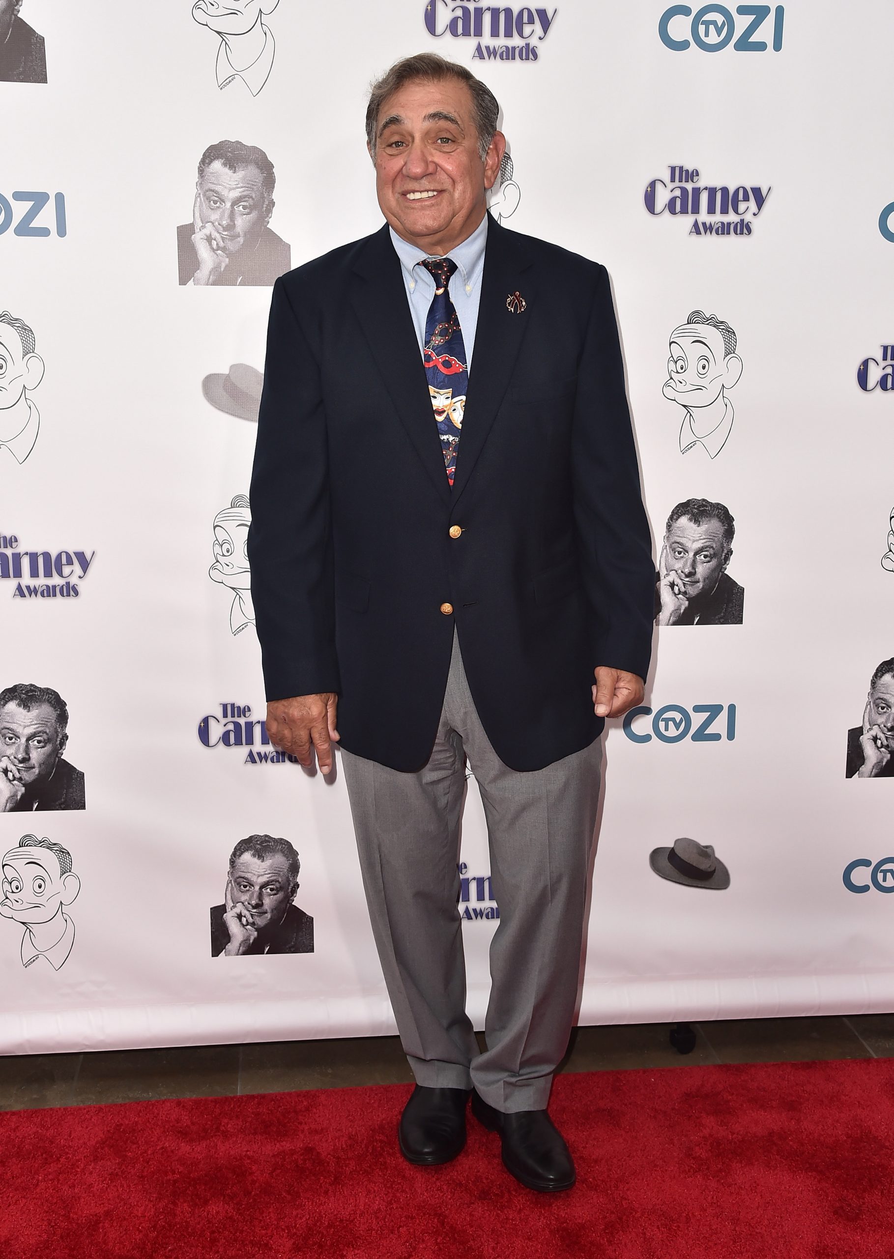 Dan Lauria photo