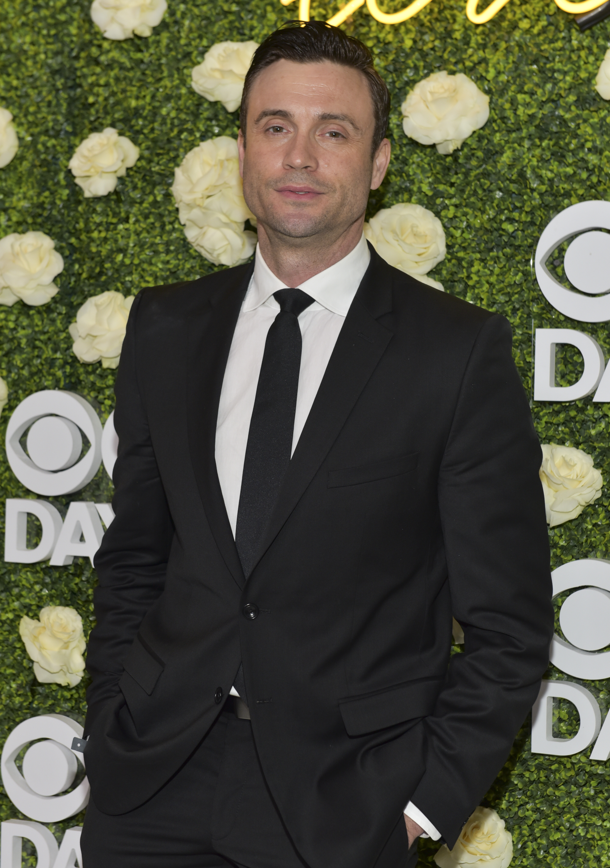 Daniel Goddard photo 3