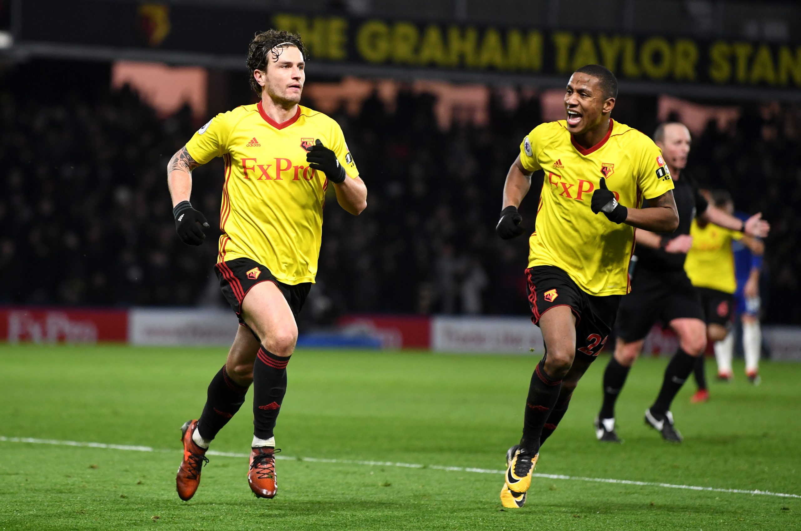 Daryl Janmaat photo