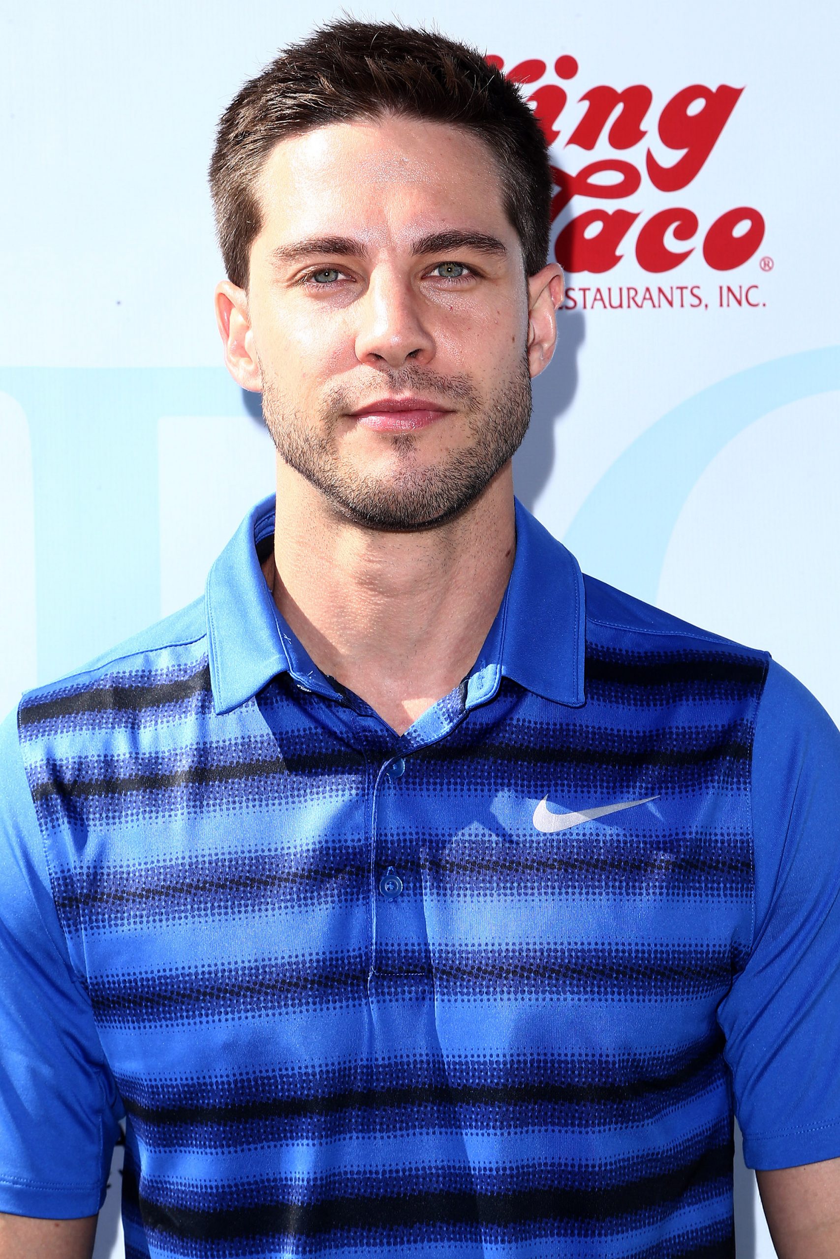 Dean Geyer photo 2