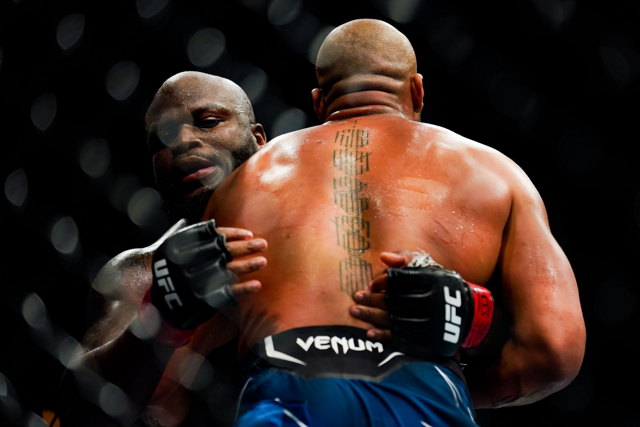 Derrick Lewis photo 2