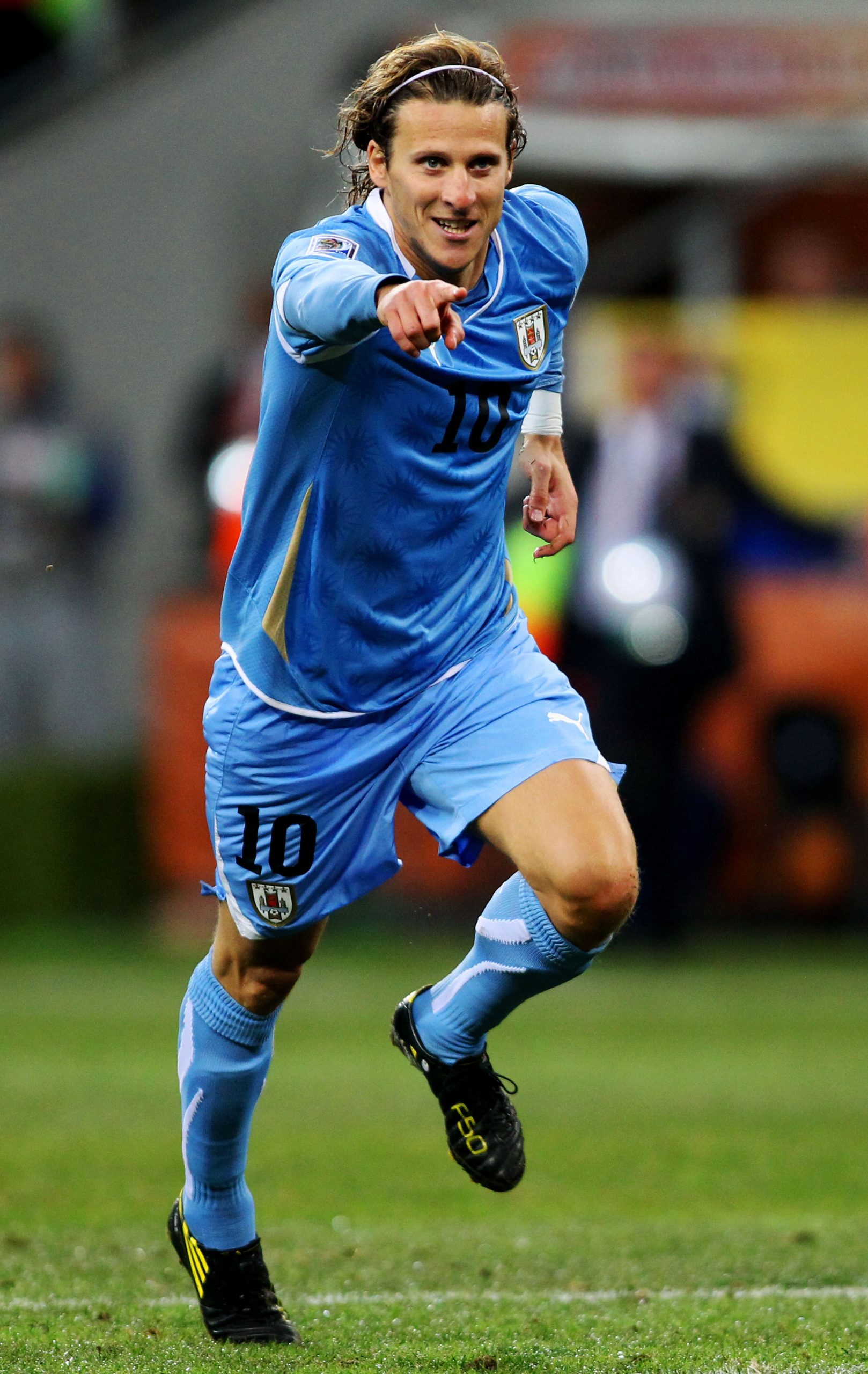 Diego Forlán photo