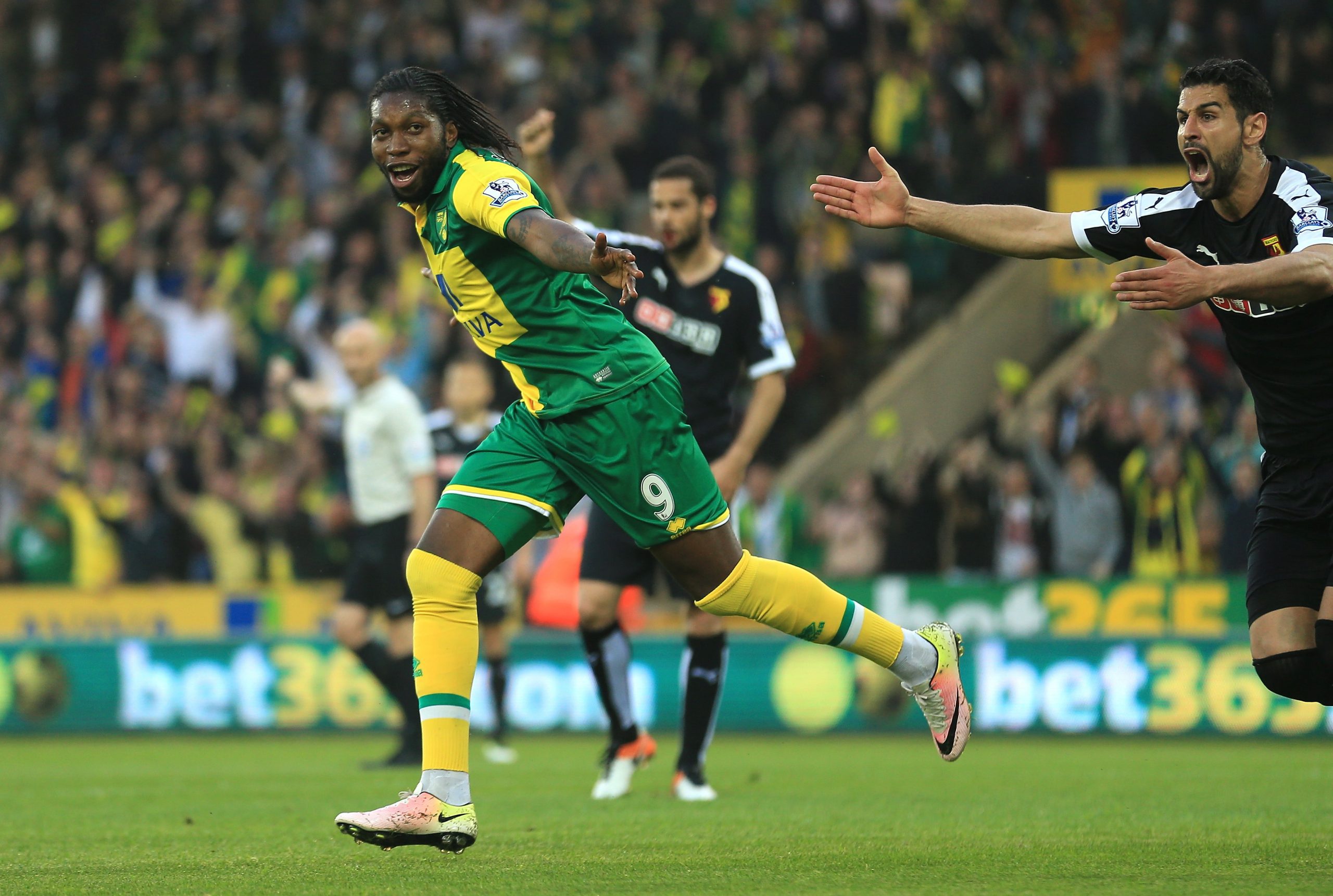 Dieumerci Mbokani photo 2