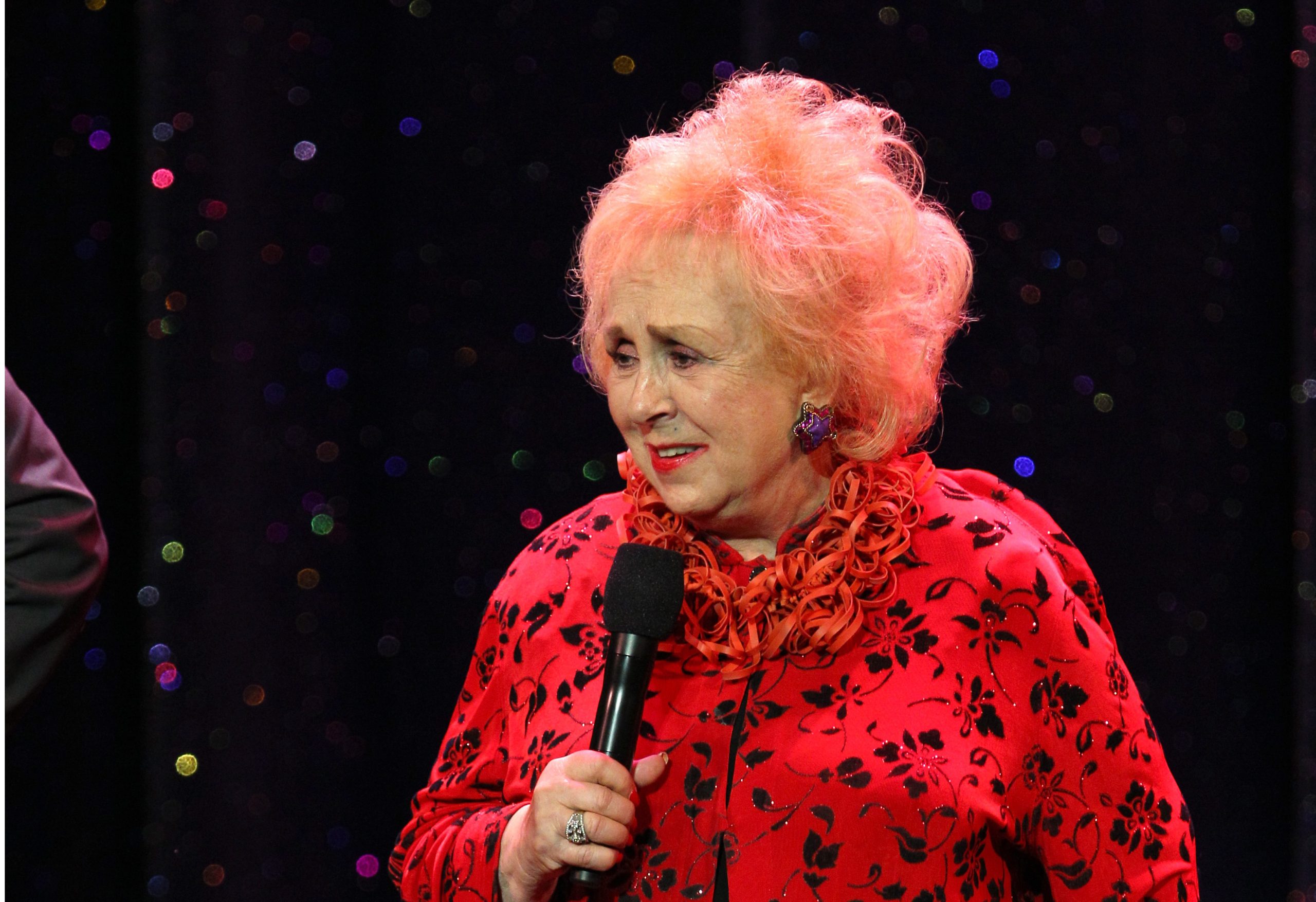 Doris Roberts photo 3