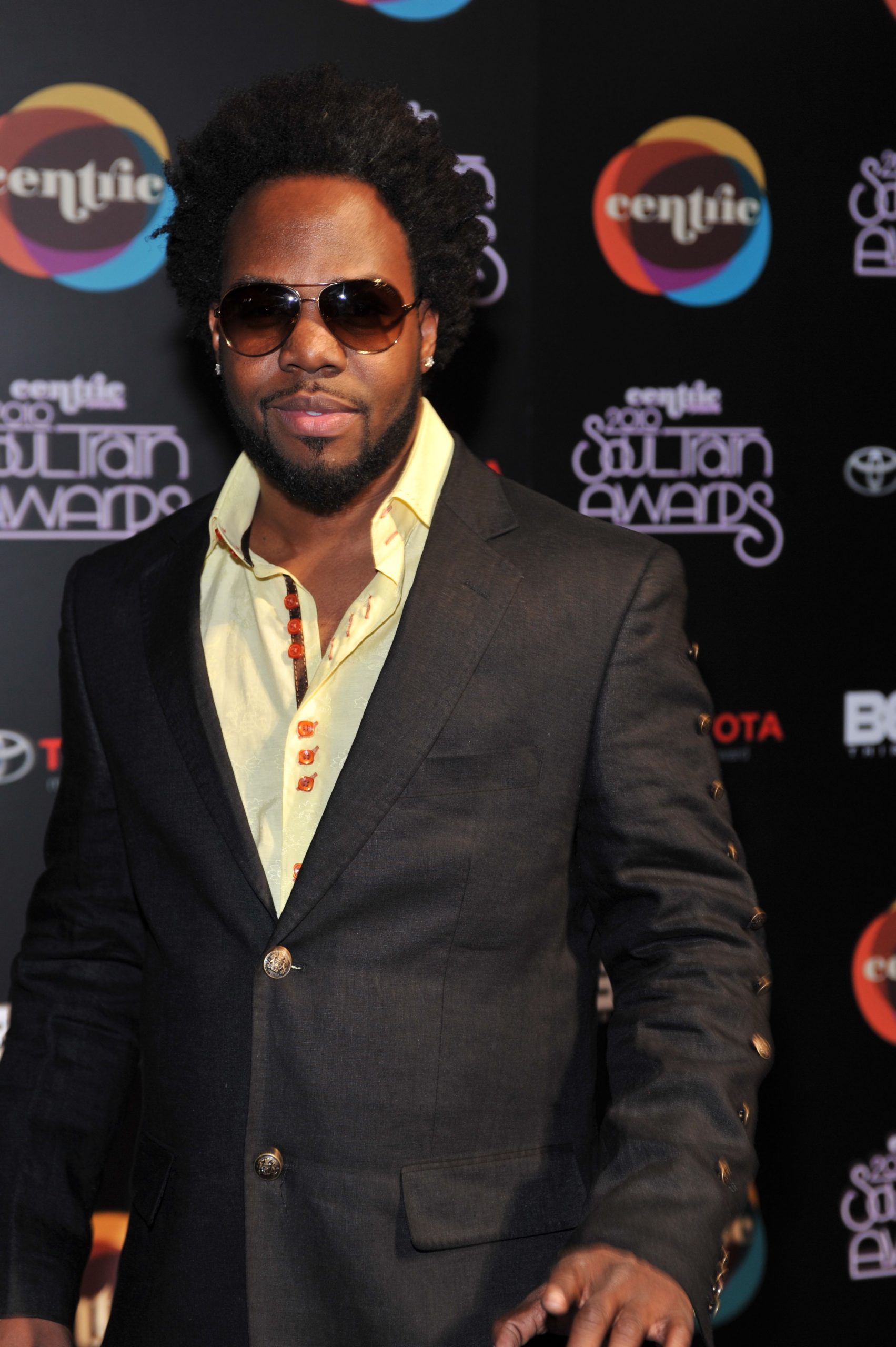 Dwele photo 3