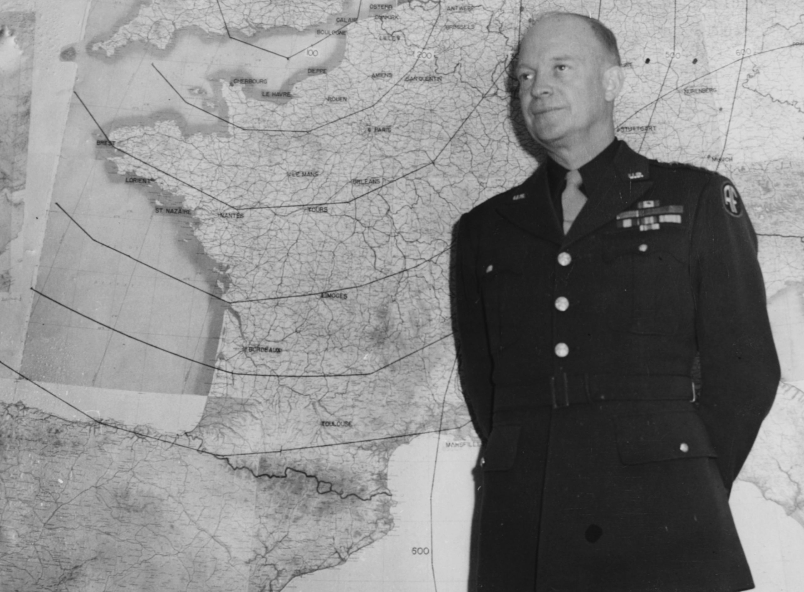 Dwight D. Eisenhower photo 3