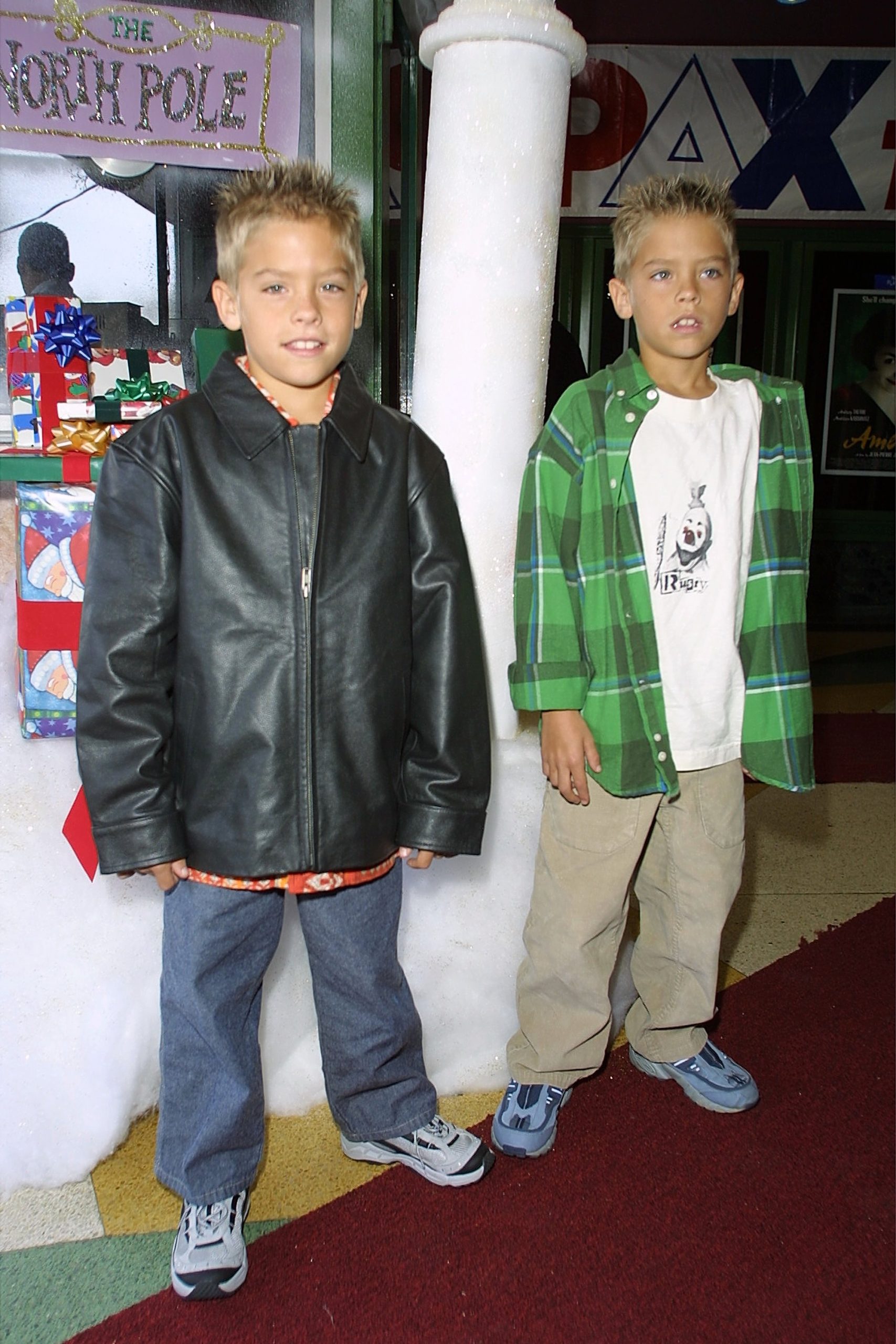 Dylan and Cole Sprouse photo 2