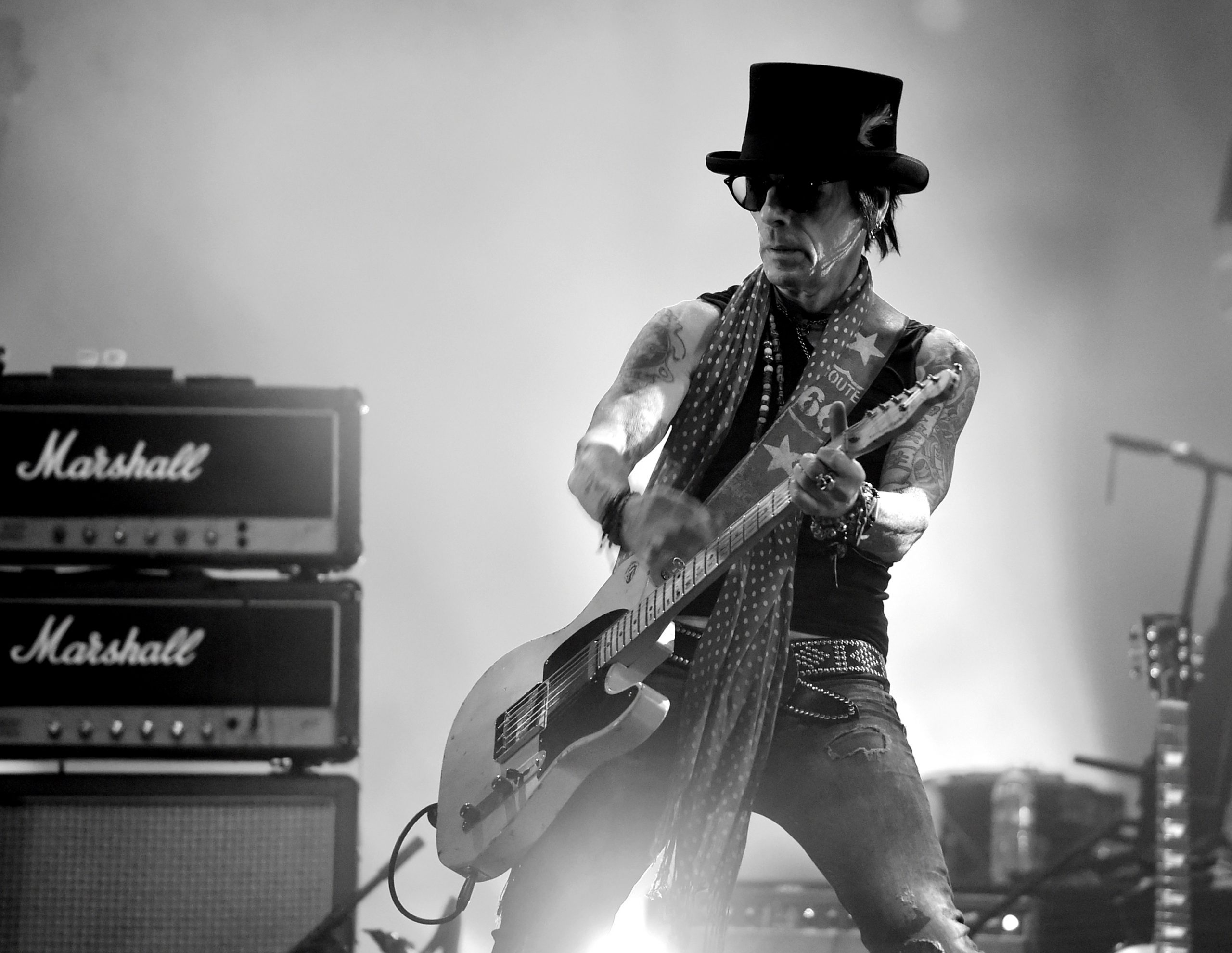 Earl Slick photo 2