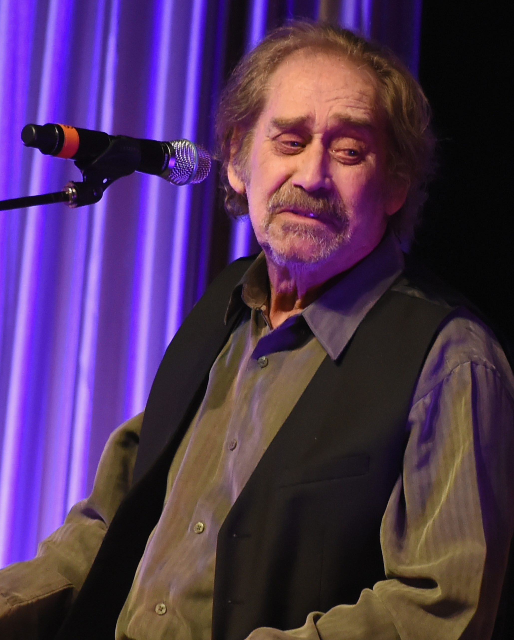 Earl Thomas Conley photo 3