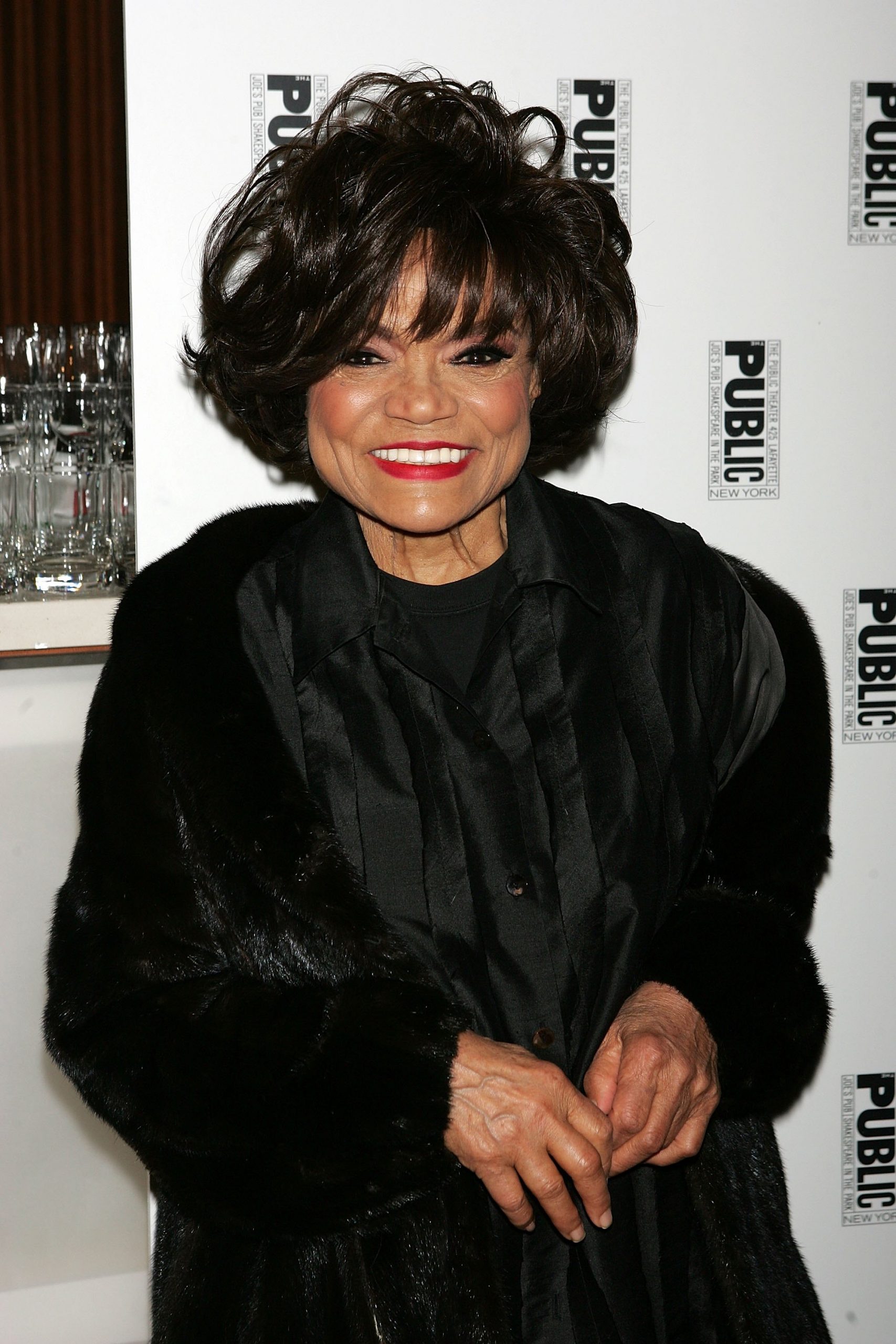 Eartha Kitt photo