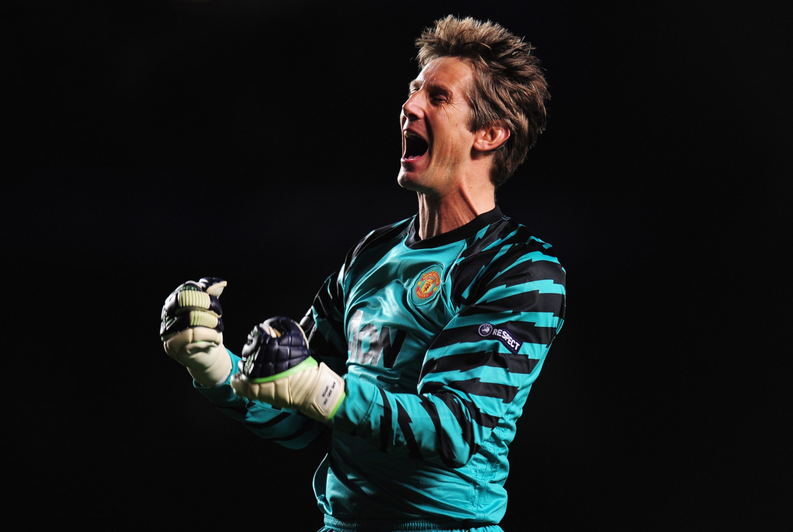 Edwin Van der Sar photo