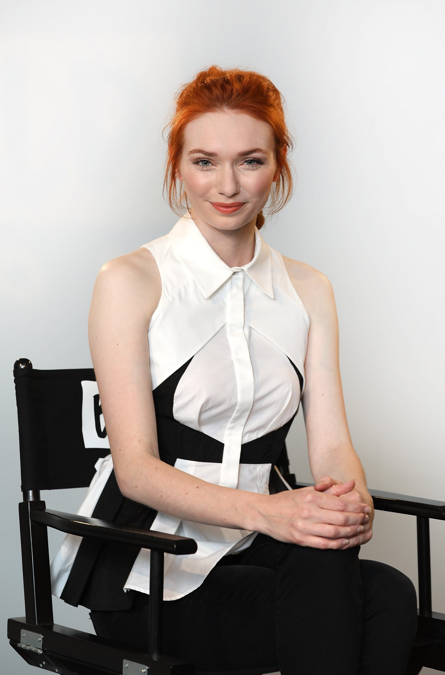 Eleanor Tomlinson photo 3