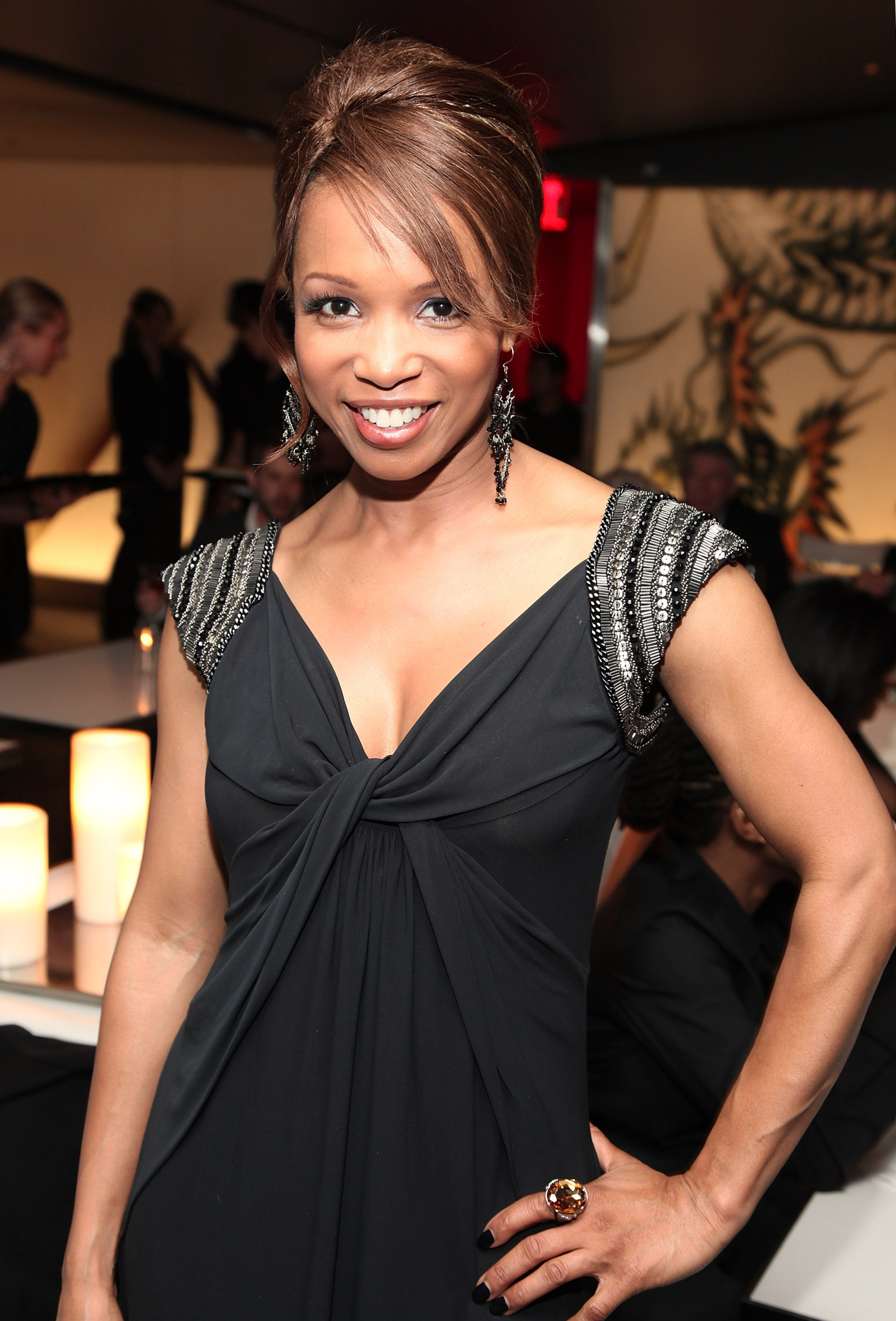 Elise Neal photo