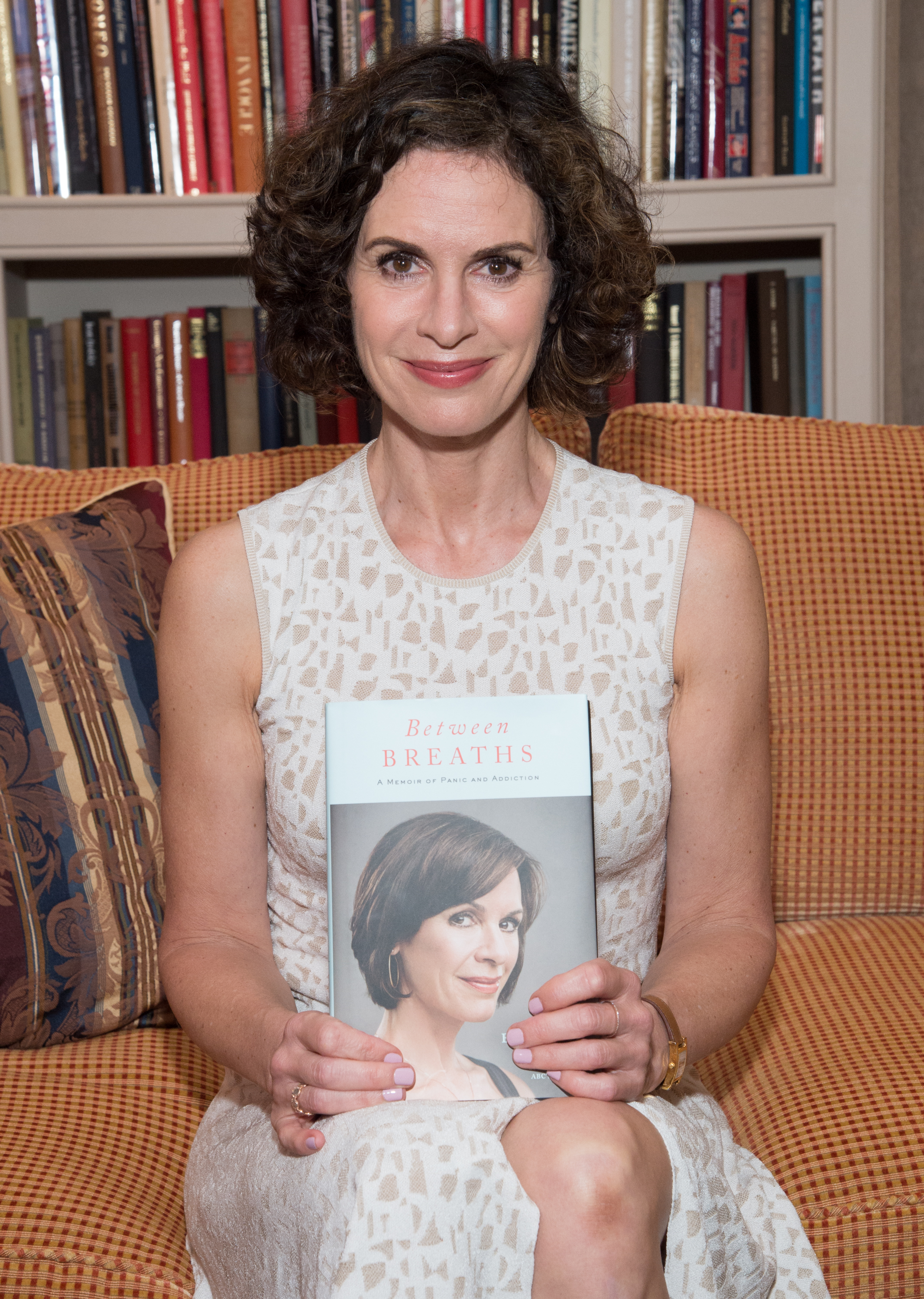 Elizabeth Vargas photo