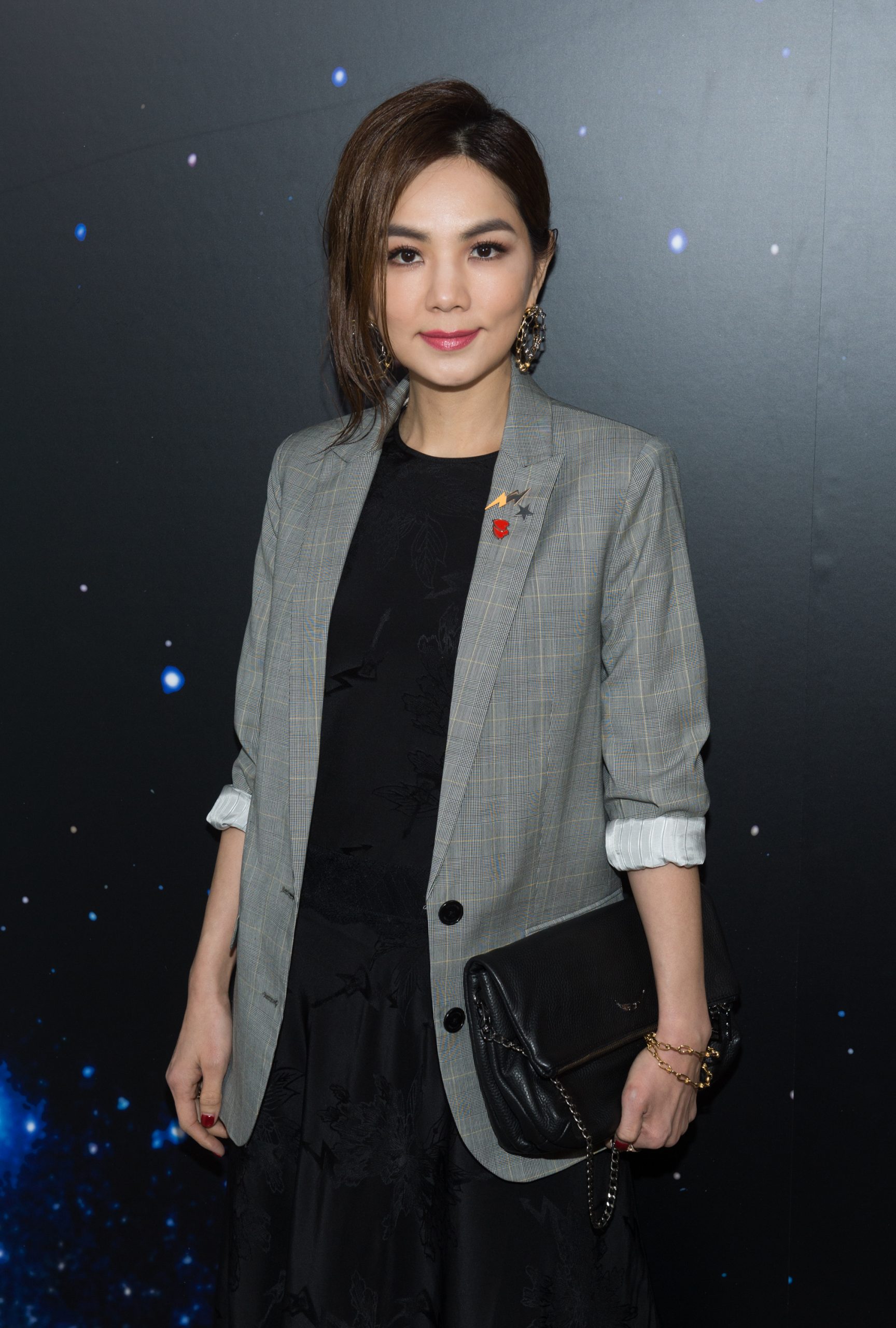 Ella Chen photo 3