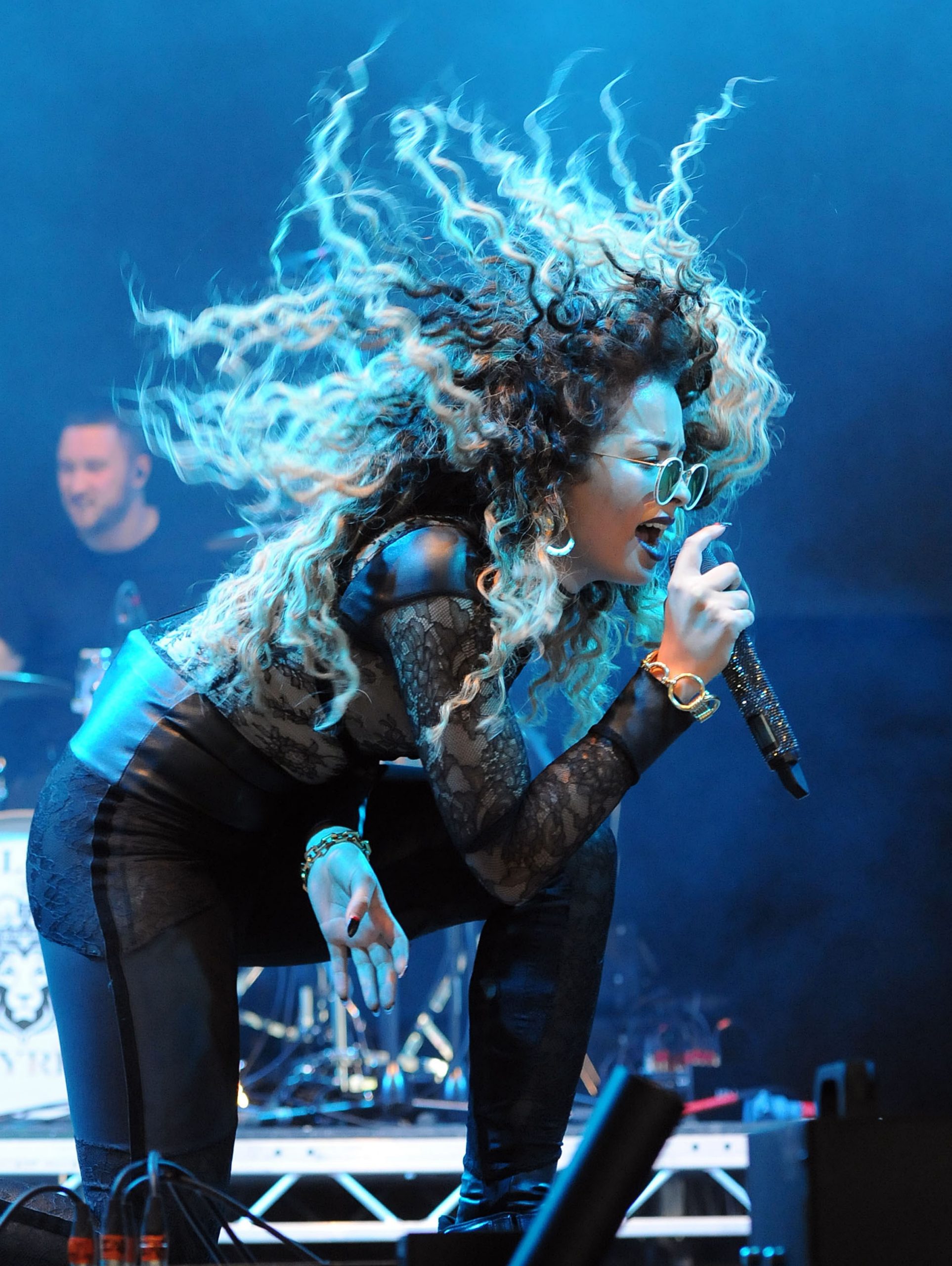 Ella Eyre photo 2