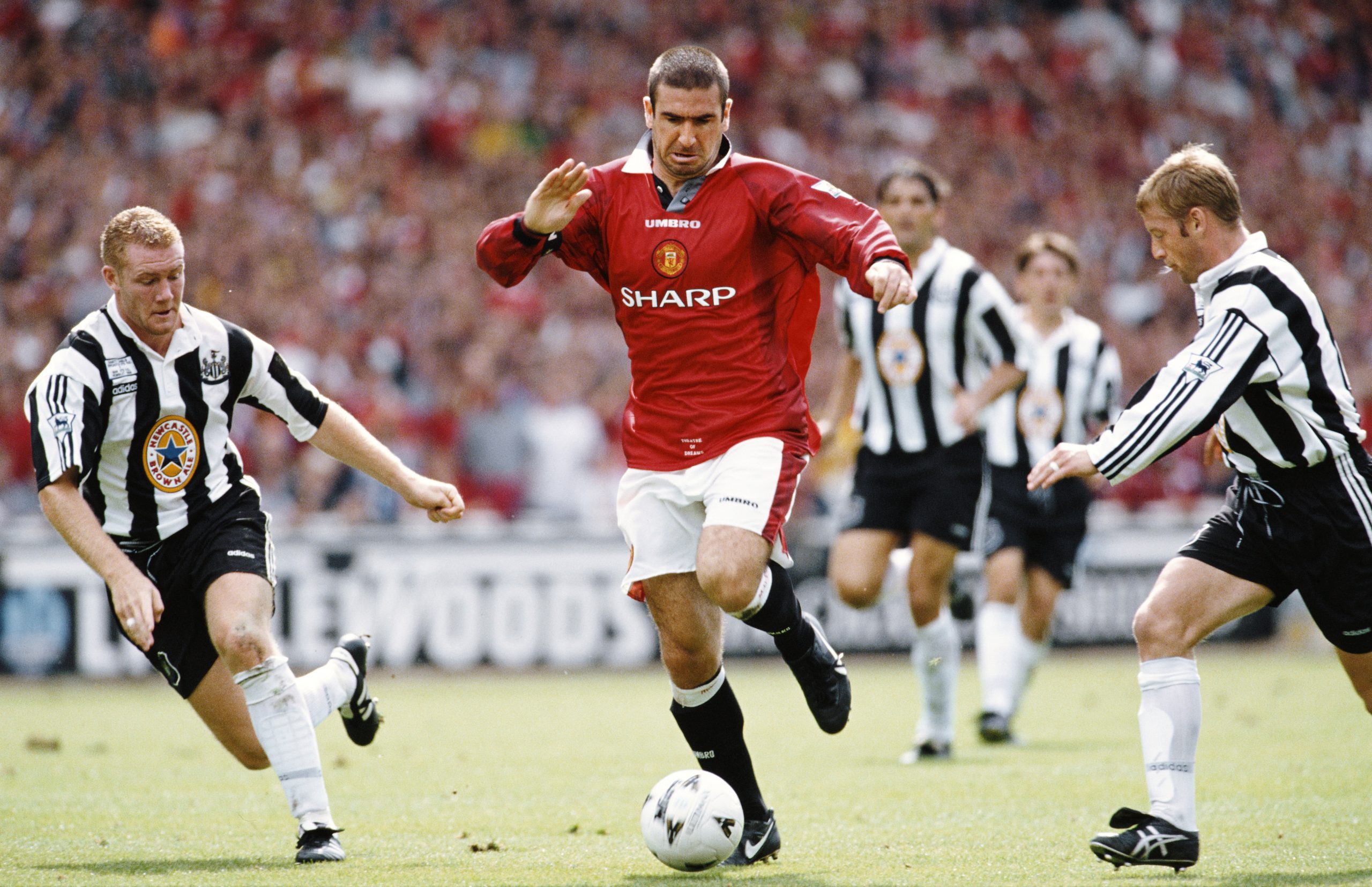 Eric Cantona photo 2