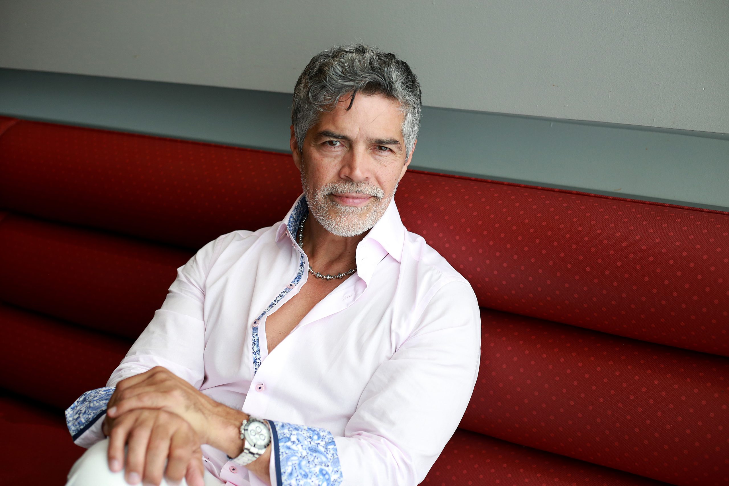 Esai Morales photo