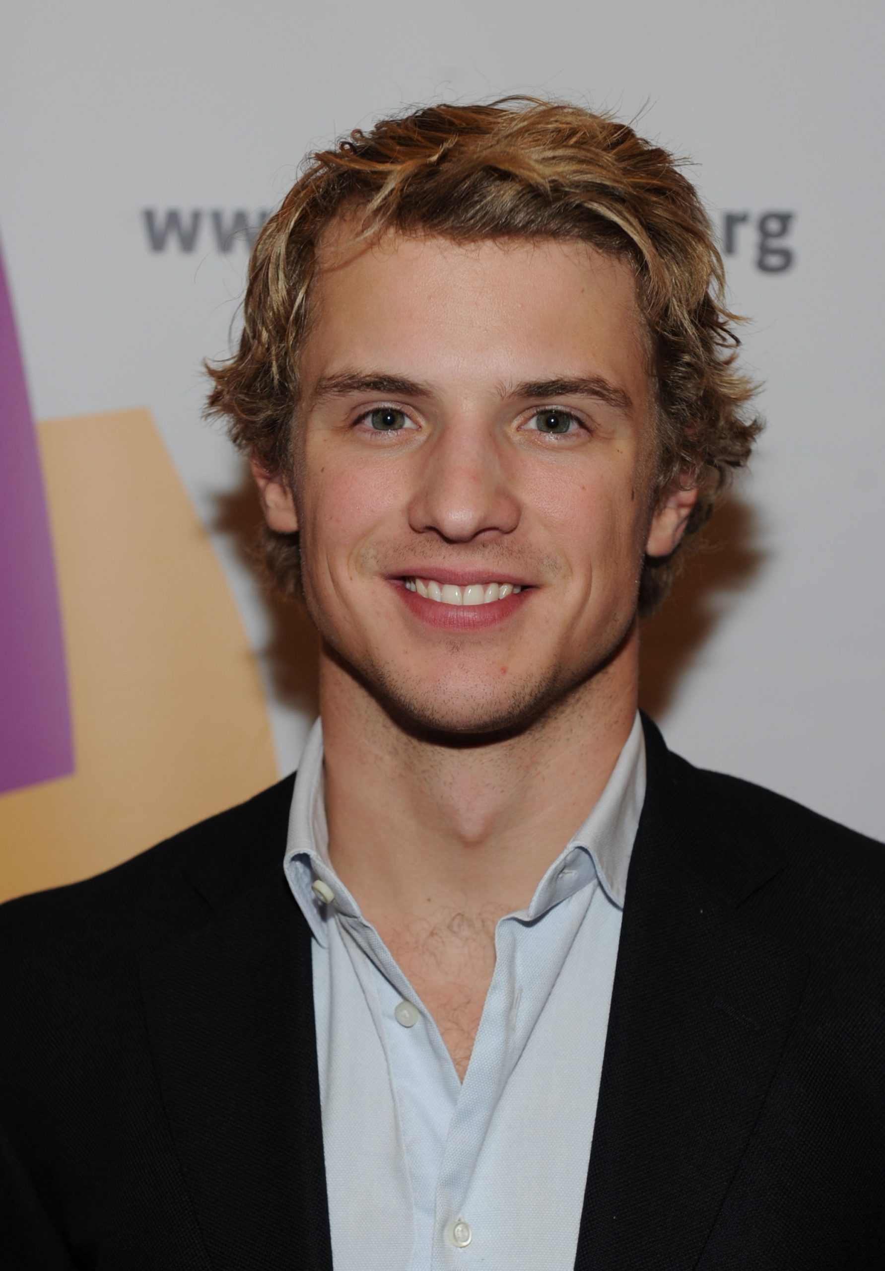 Freddie Stroma photo 2