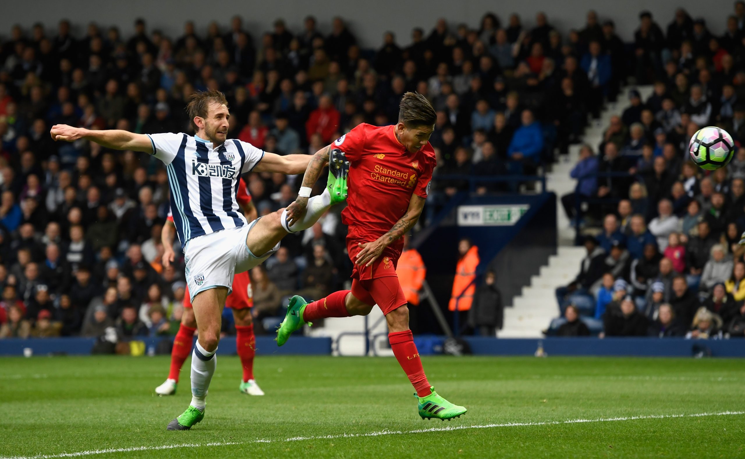 Gareth McAuley photo 2