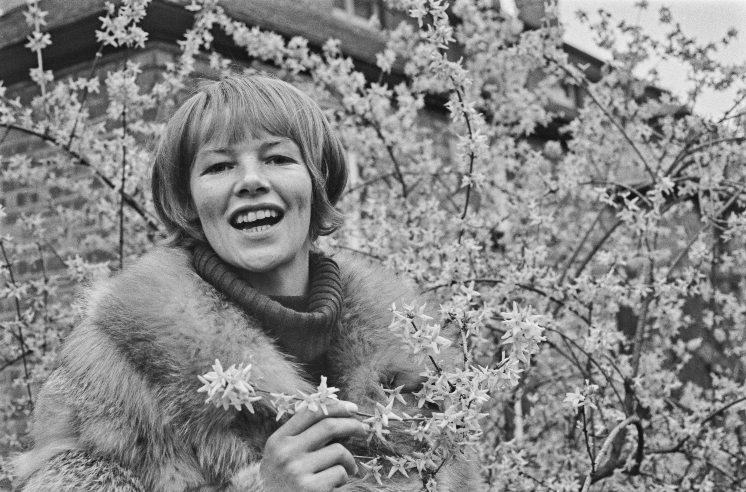 Glenda Jackson photo 3