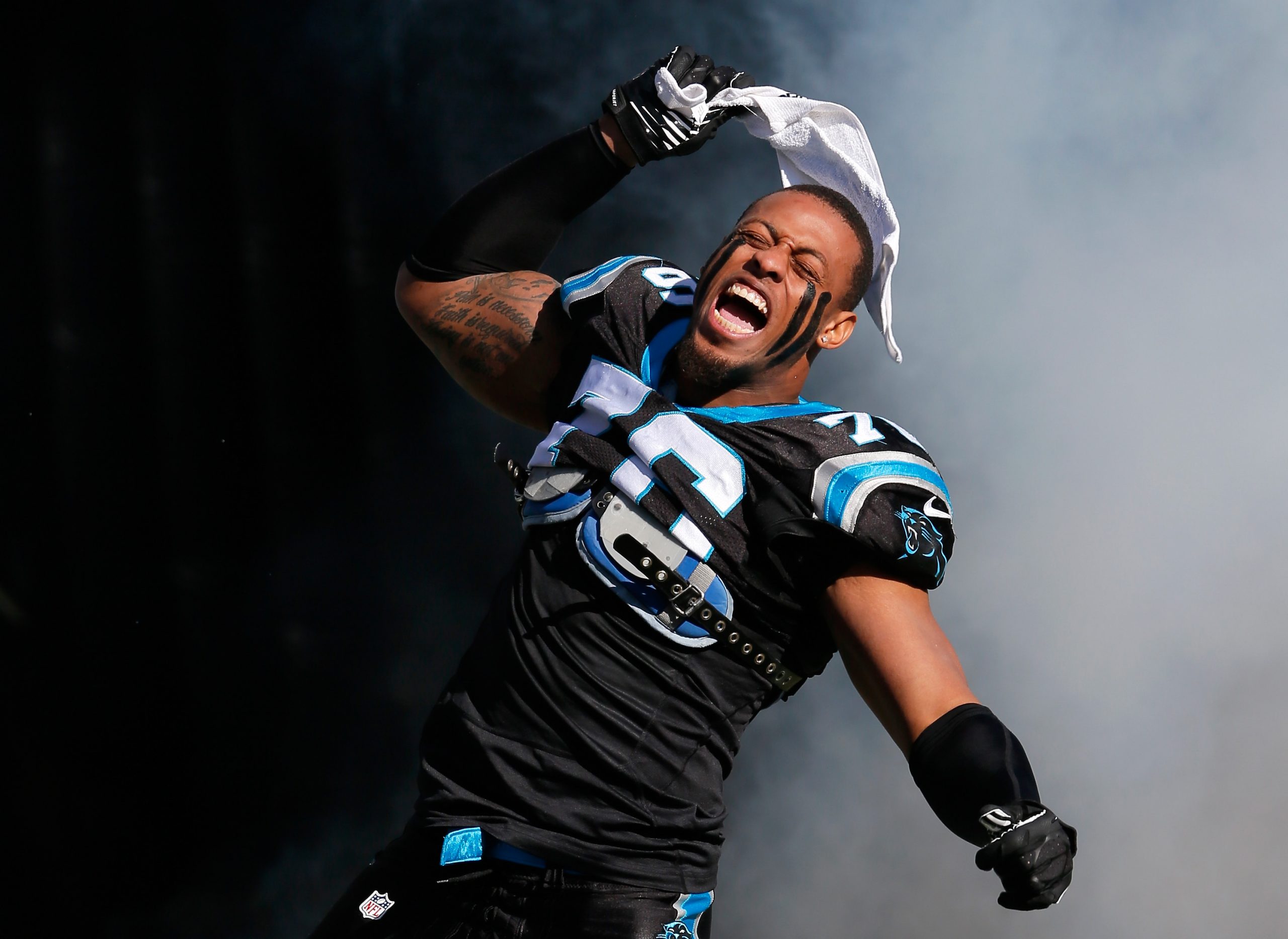 Greg Hardy photo 2