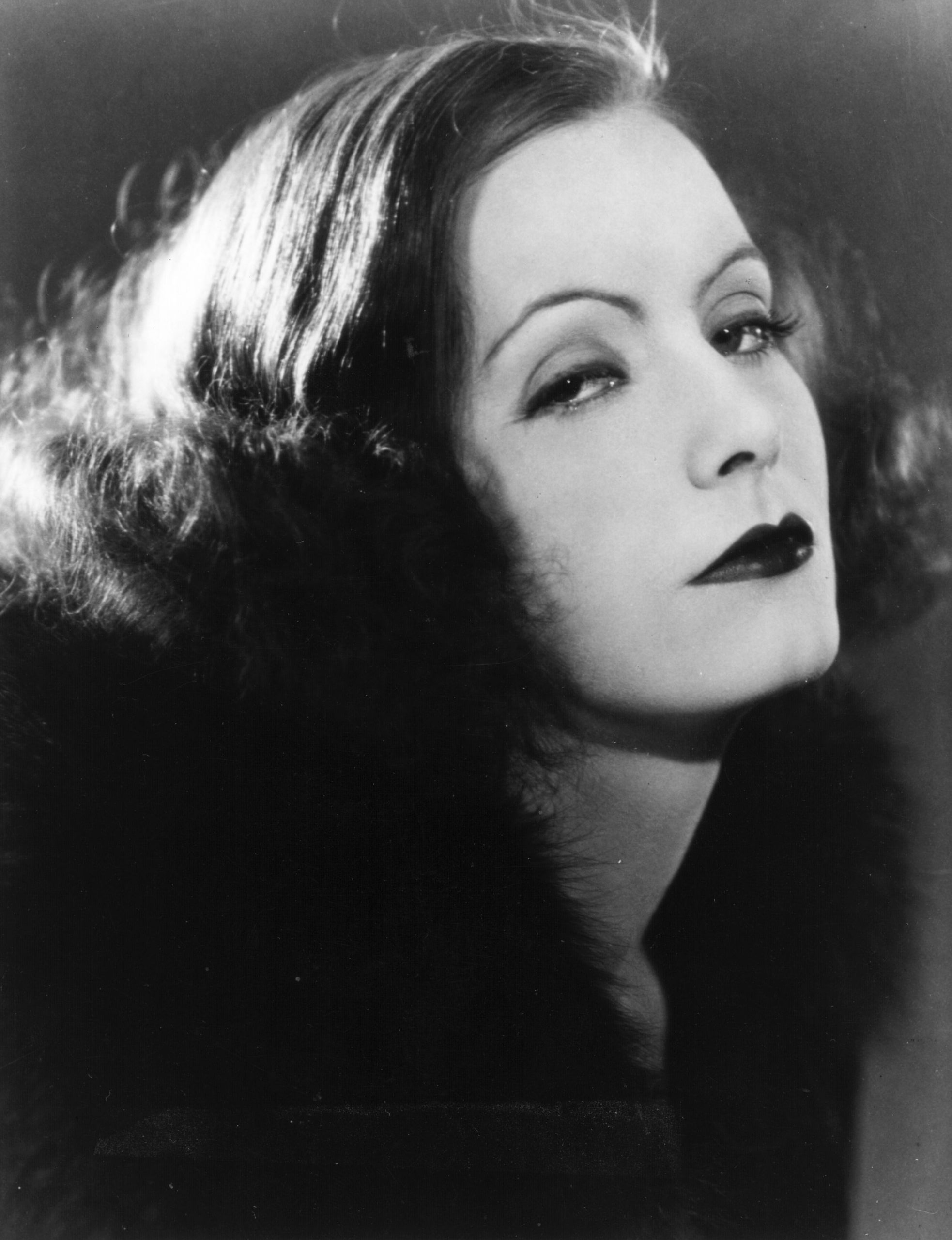 Greta Garbo photo 2