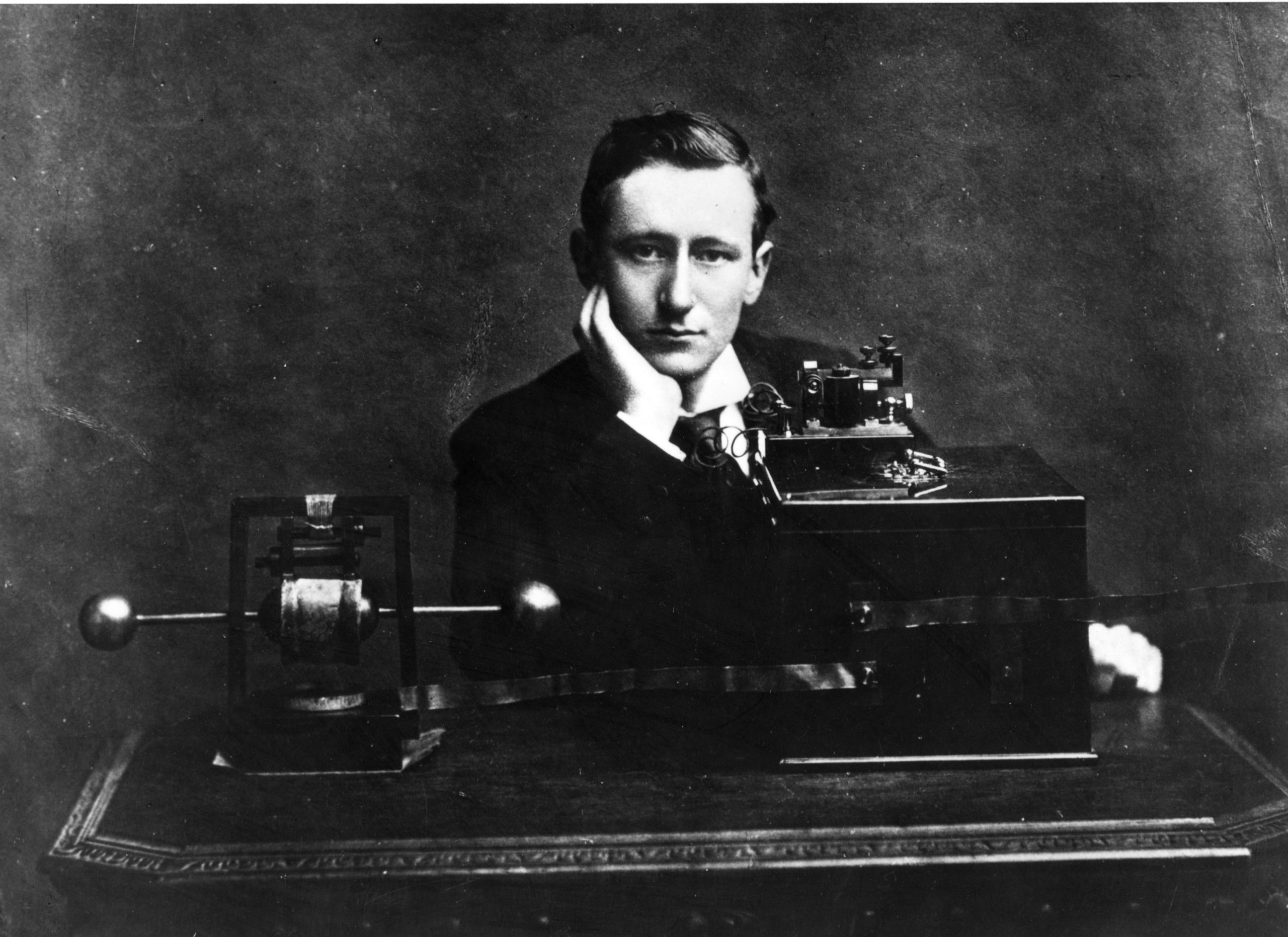 Guglielmo Marconi photo