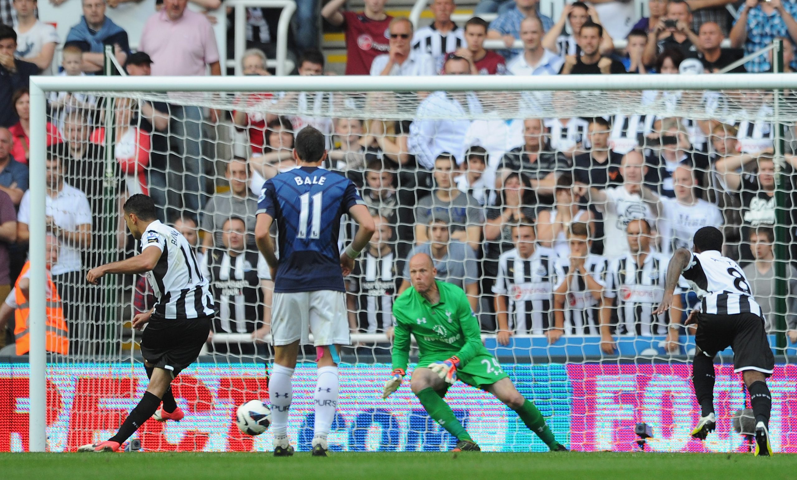 Hatem Ben Arfa photo