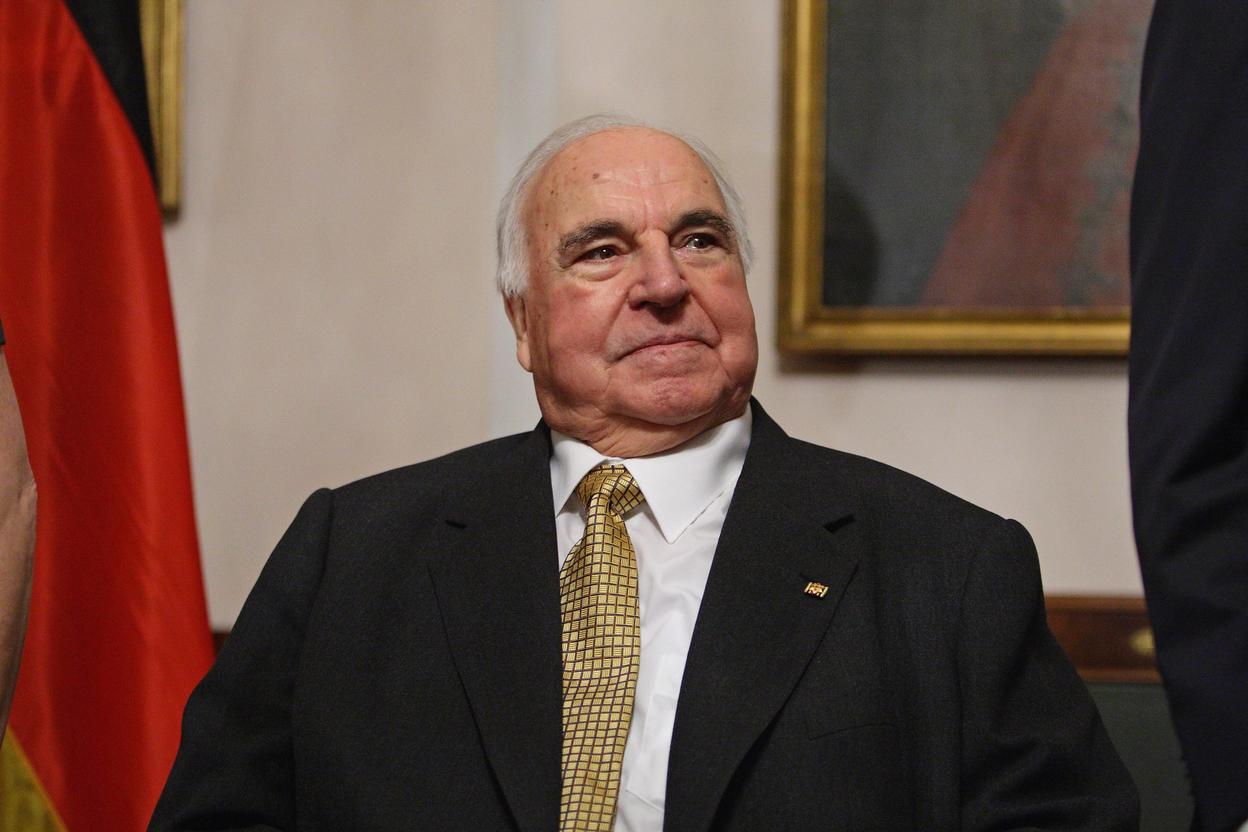 Helmut Kohl photo