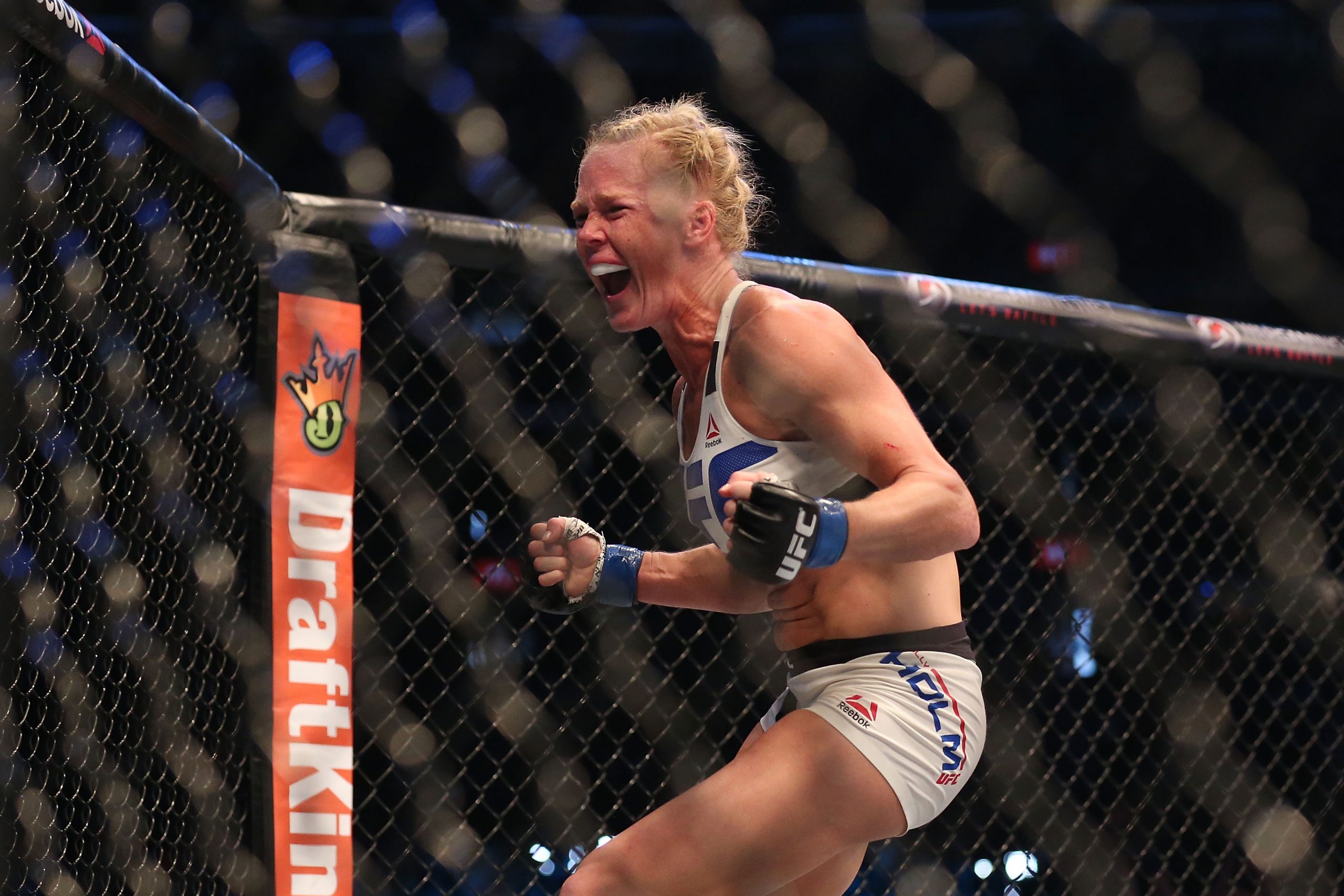 Holly Holm photo