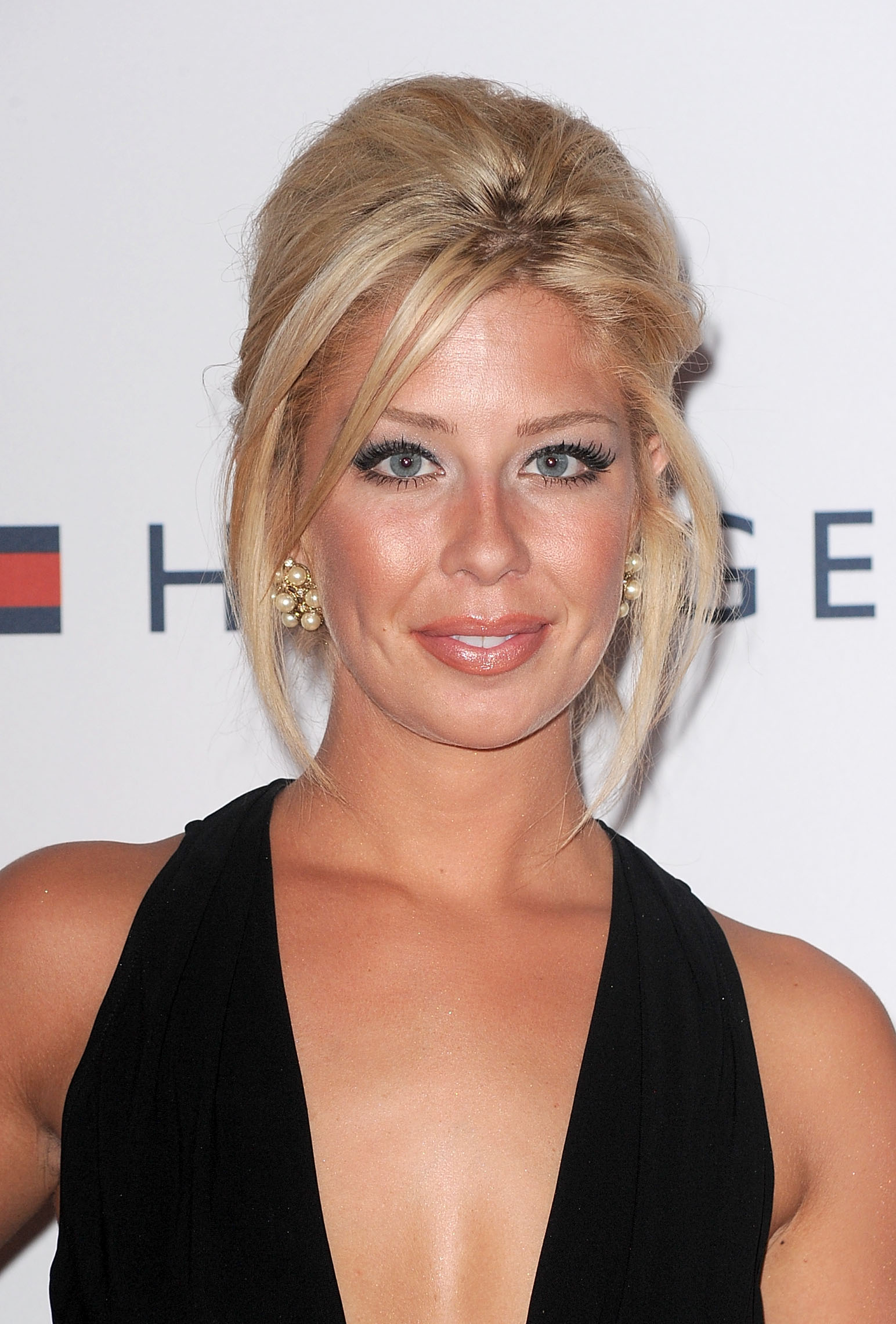 Holly Montag photo 2