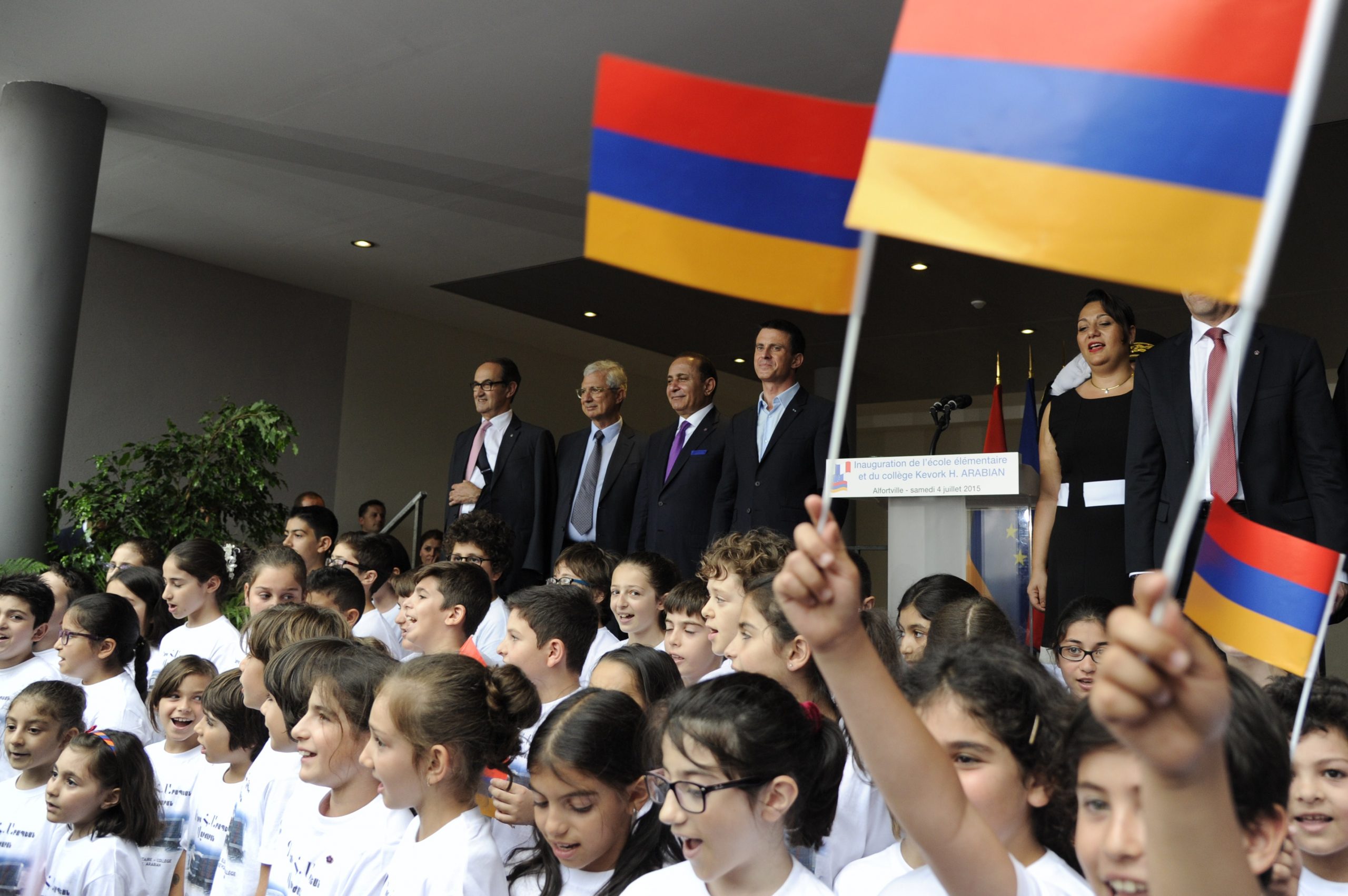 Hovik Abrahamyan photo