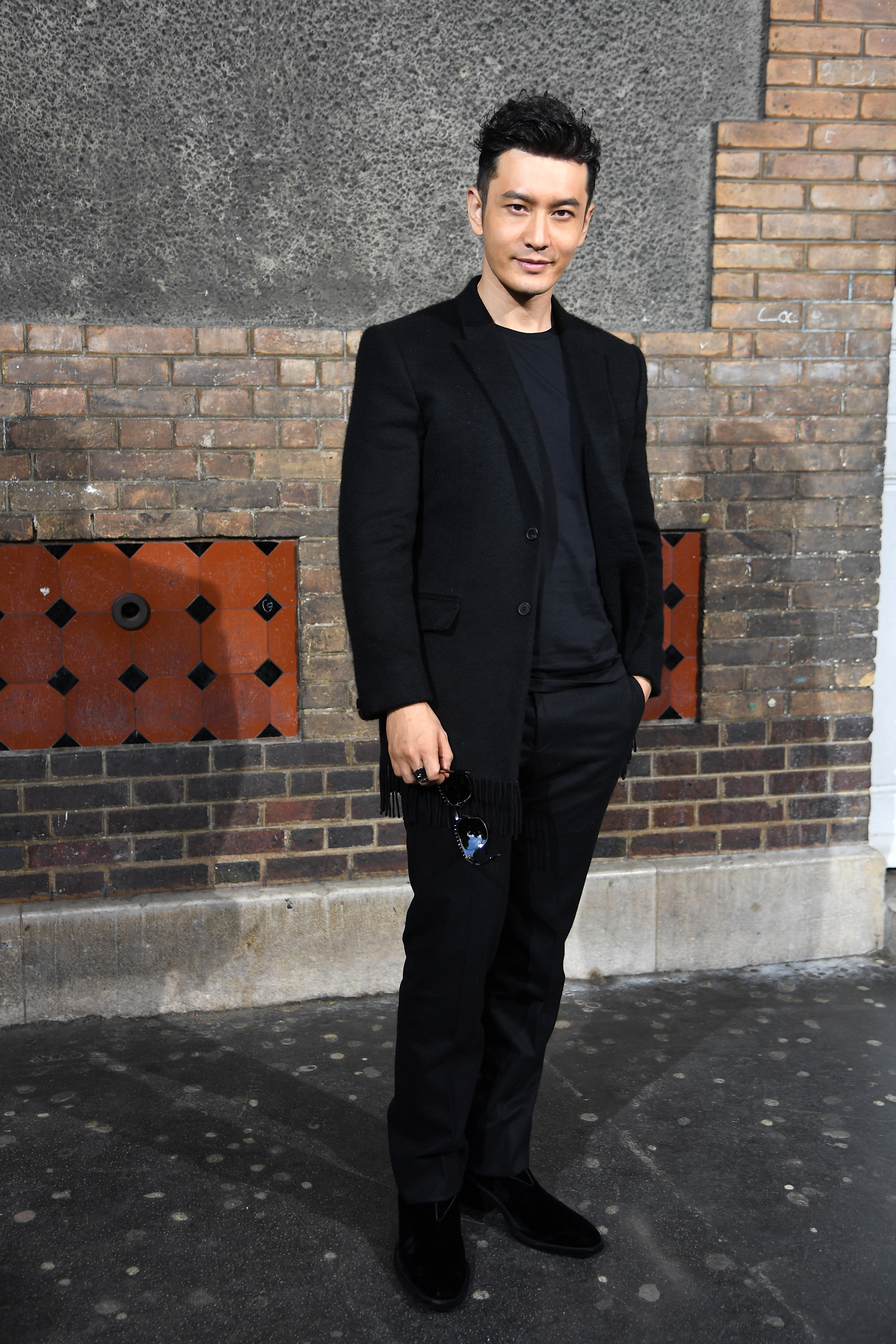 Huang Xiaoming photo