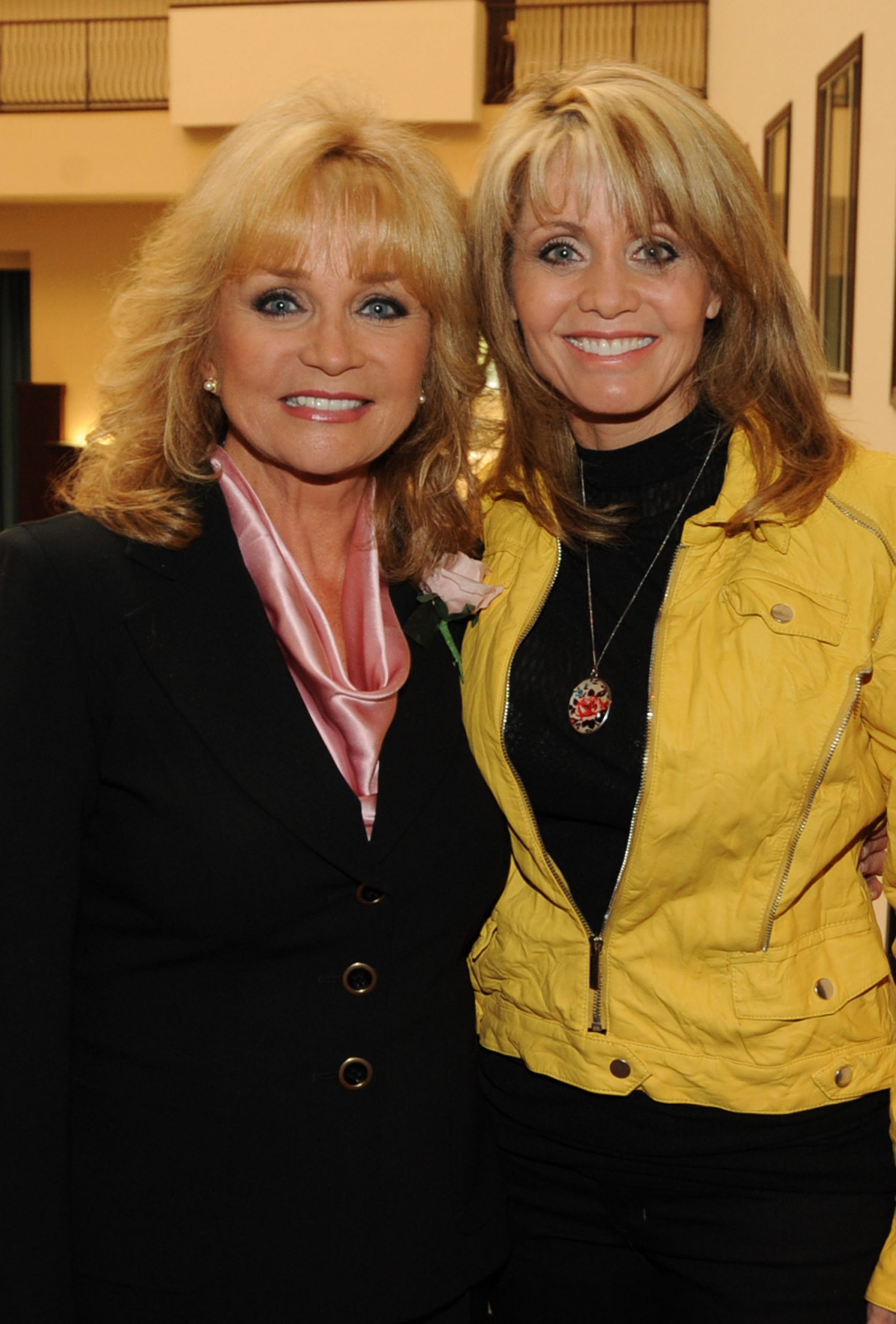 Irlene Mandrell photo