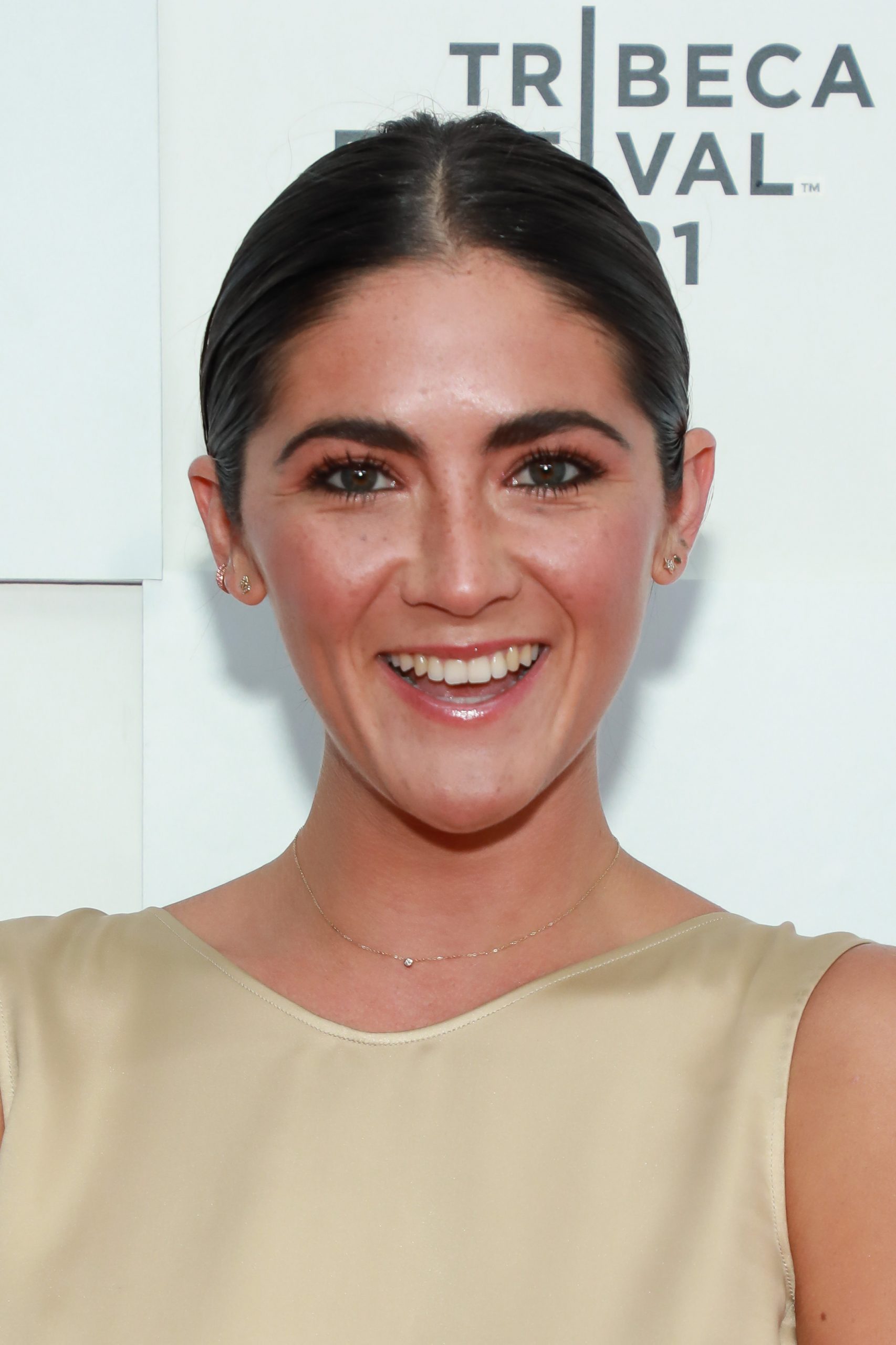 Isabelle Fuhrman photo 3