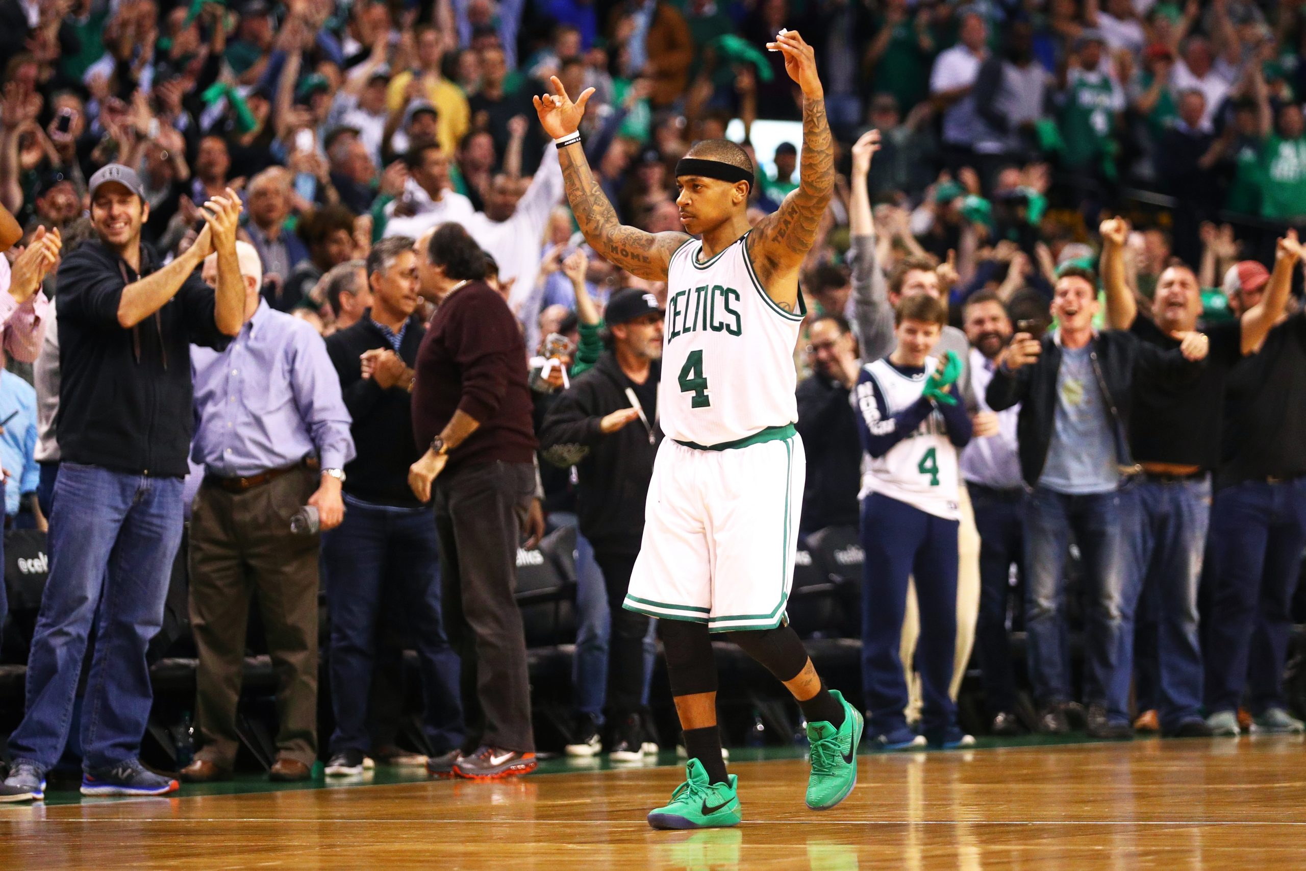 Isaiah Thomas photo 2