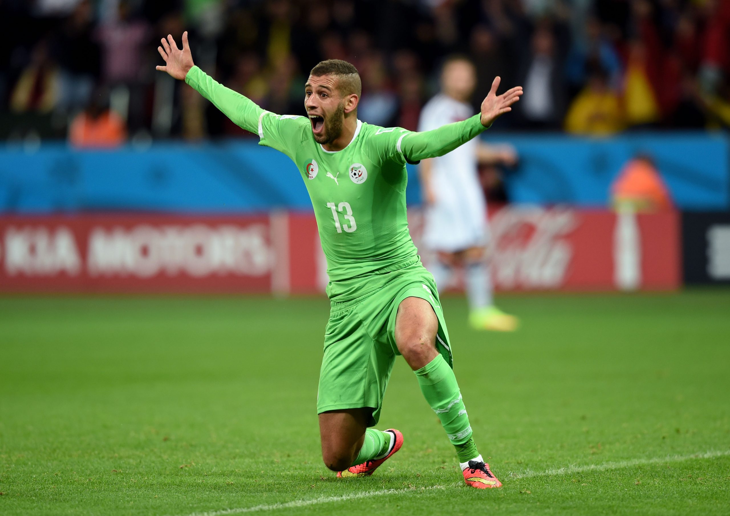 Islam Slimani photo 3