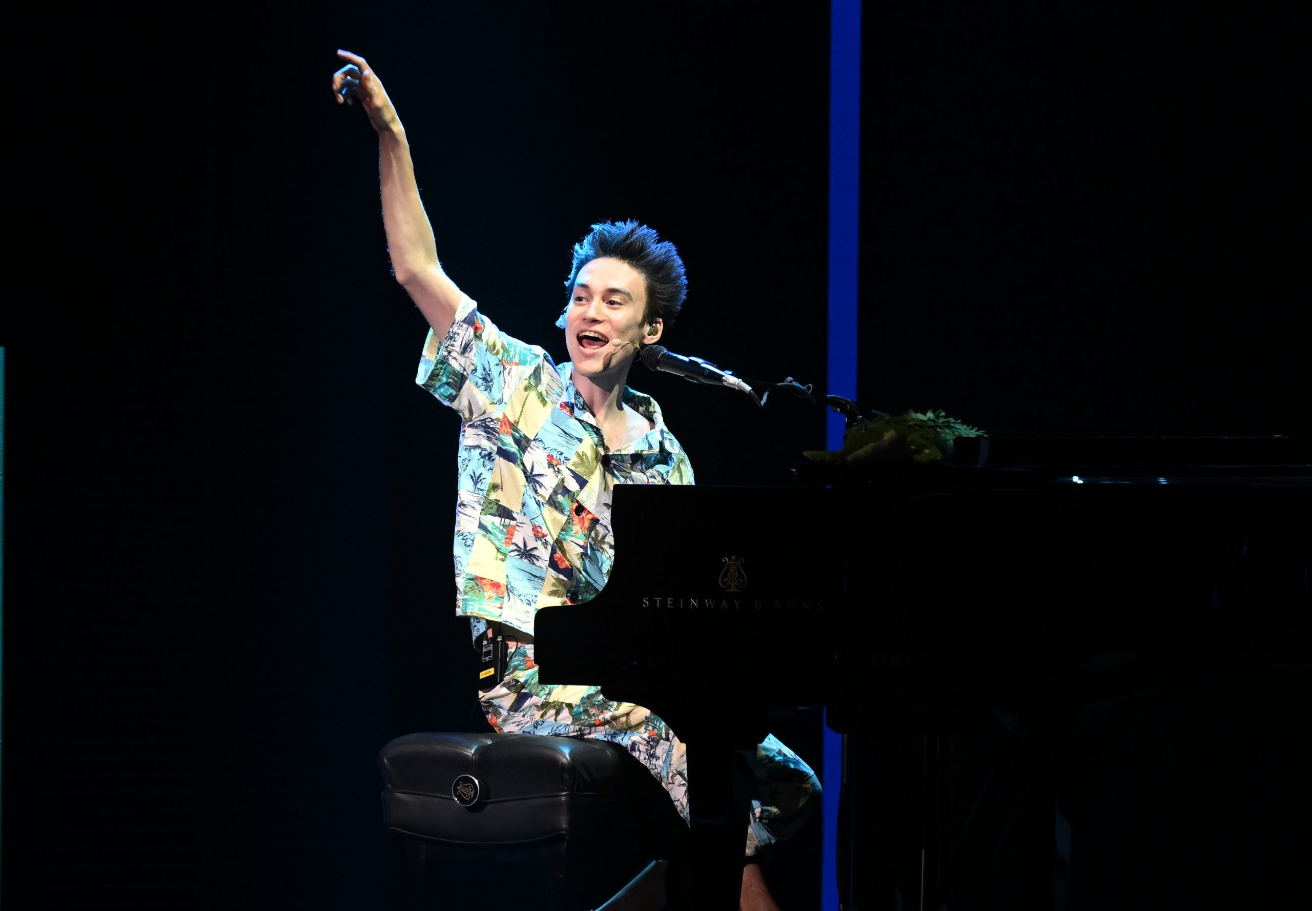 Jacob Collier photo 3