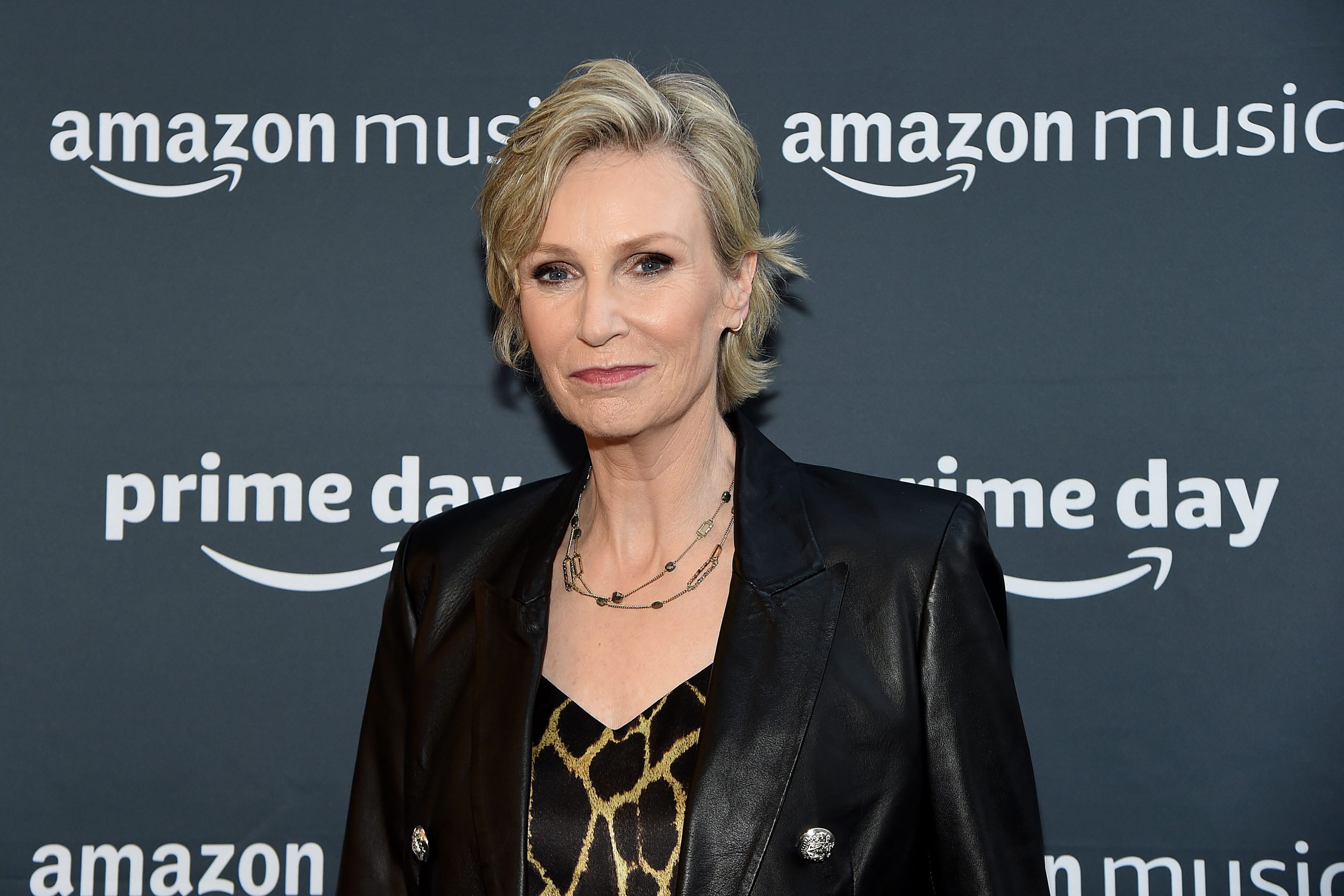 Jane Lynch photo 3