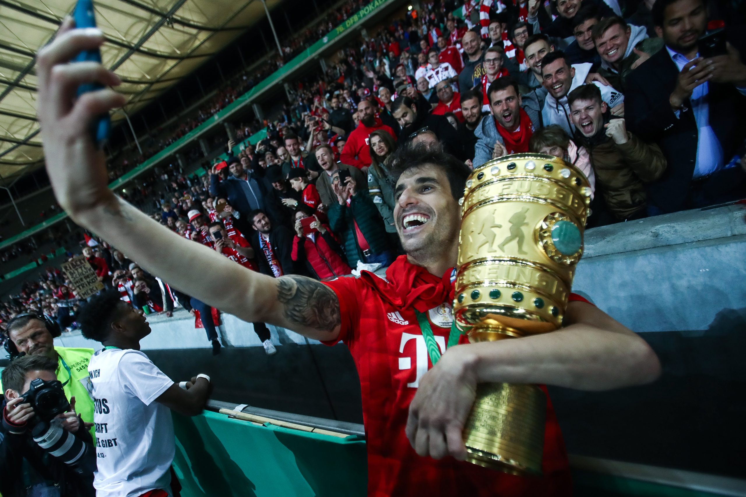 Javi Martínez photo 3