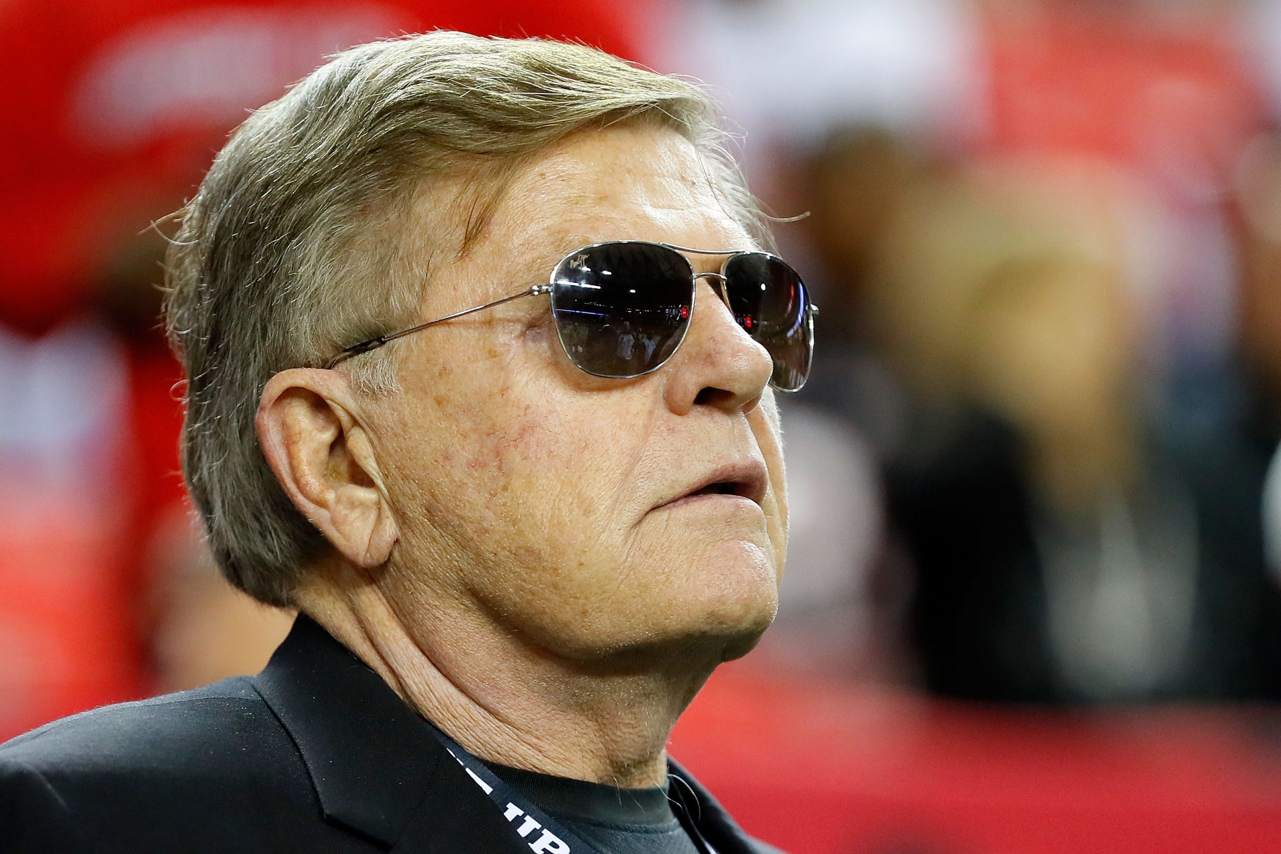 Jerry Glanville photo 2