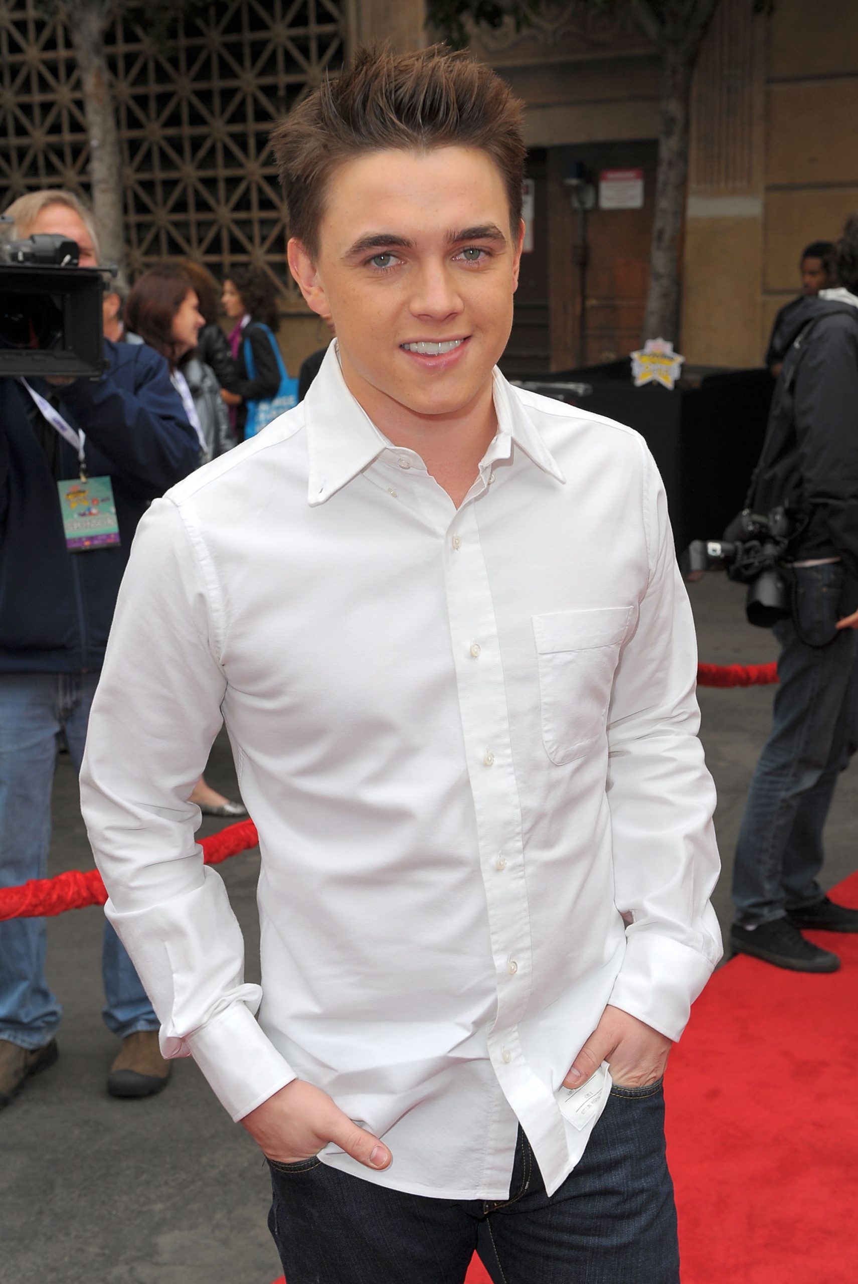 Jesse McCartney photo 2